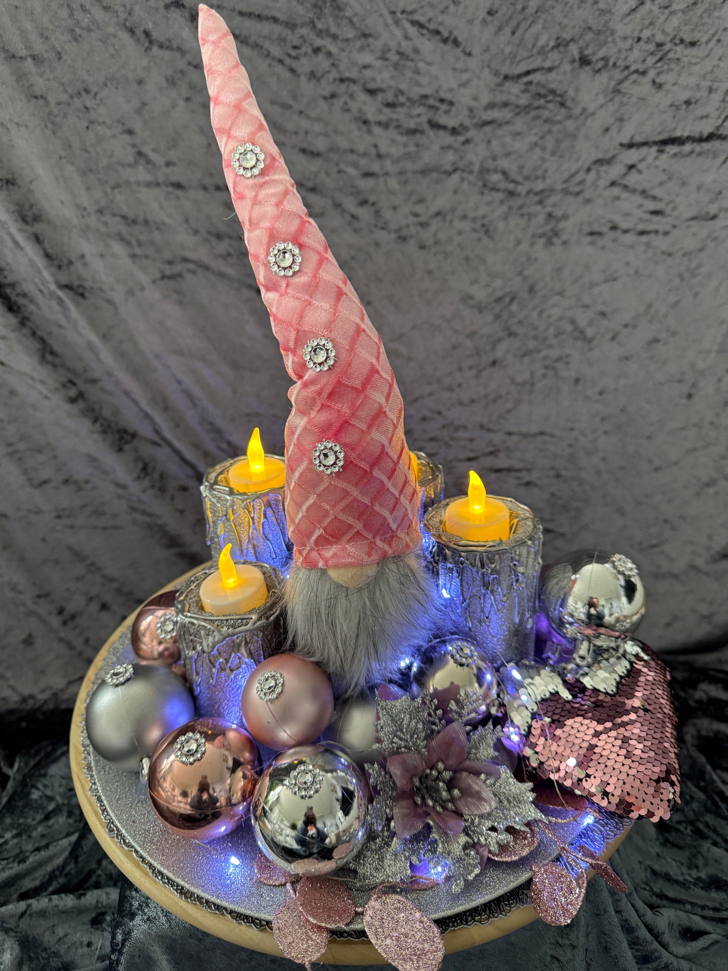 Adventskranz Wichtel rosa