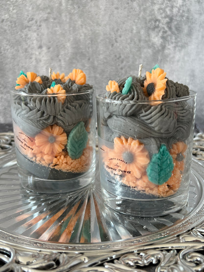 Orange Flower Garden Kerze