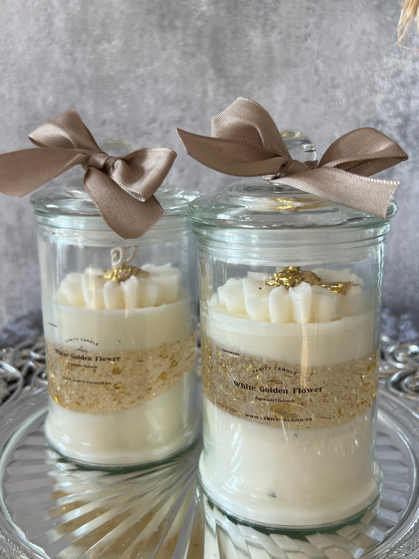 White Cristal Golden Flower Candle