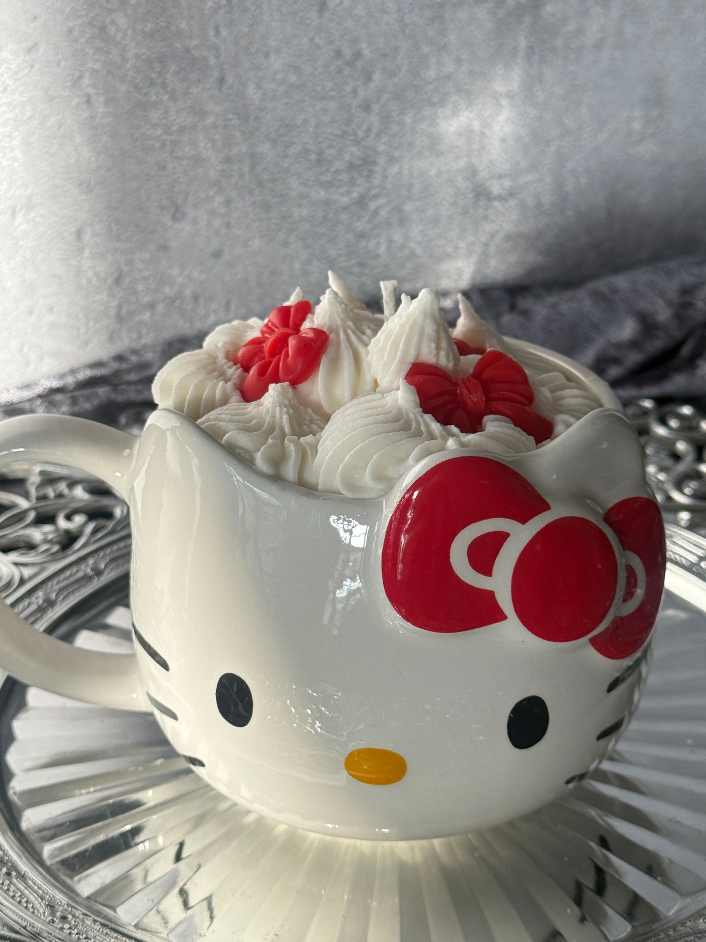 Hello Kitty Tassen Kerze