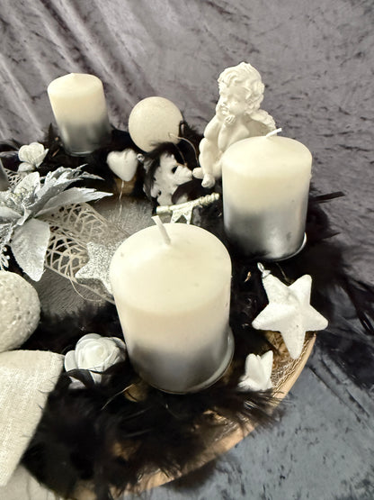 Adventskranz Federkranz schwarz weiß