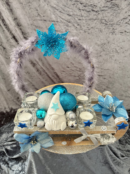 Adventskranz Schlitten blau weiß