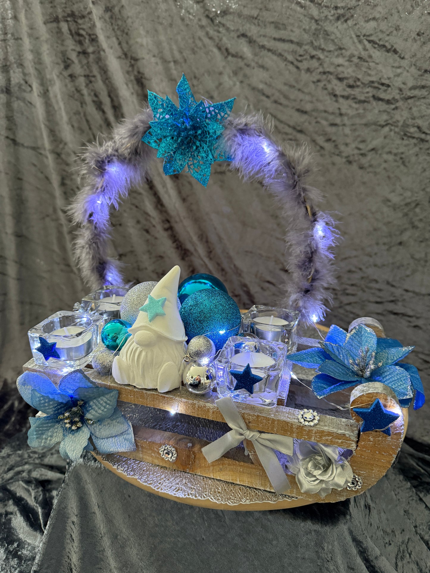 Adventskranz Schlitten blau weiß