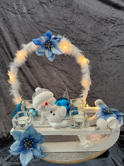 Adventskranz Schlitten weiß blau