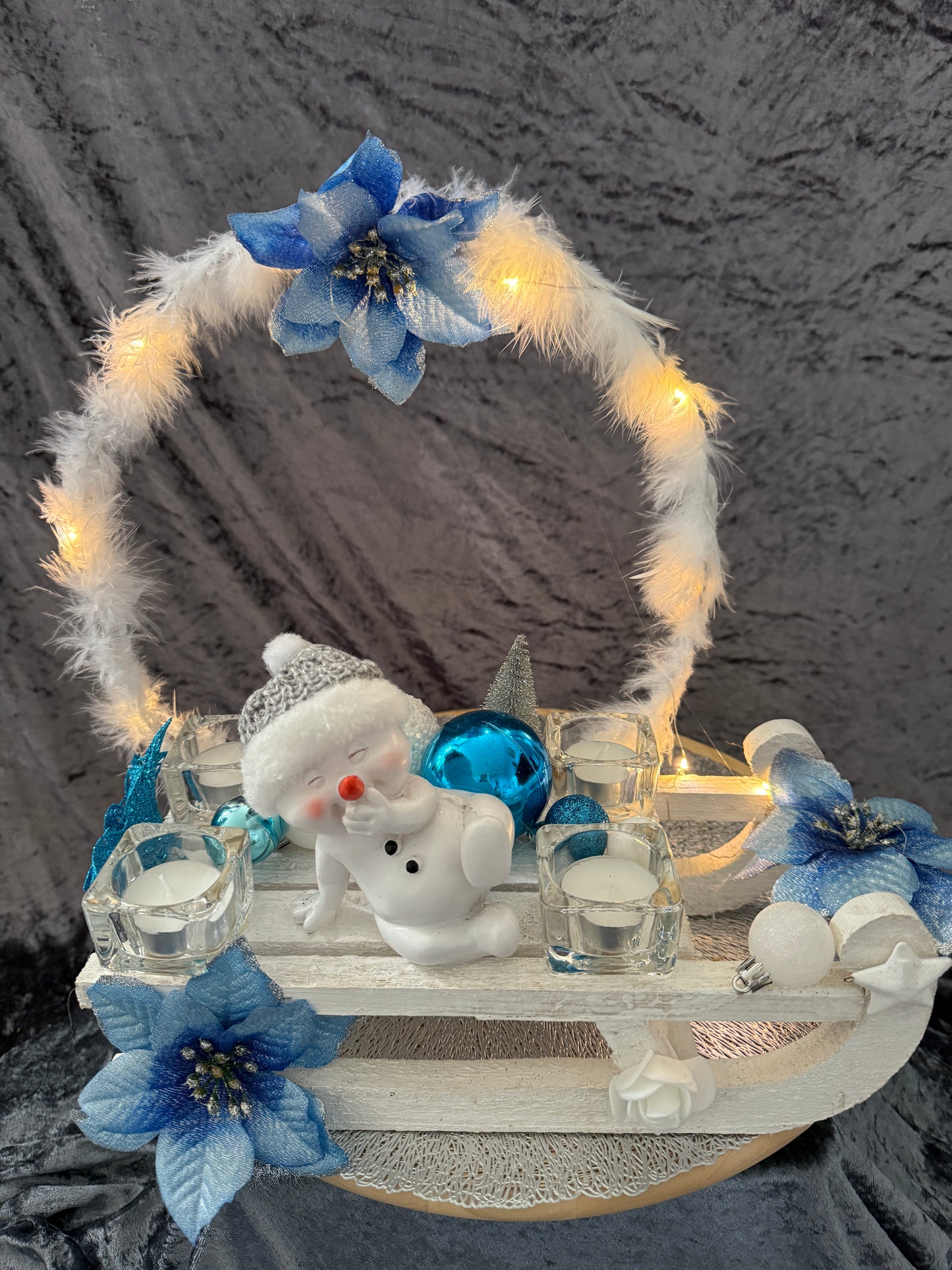 Adventskranz Schlitten weiß blau