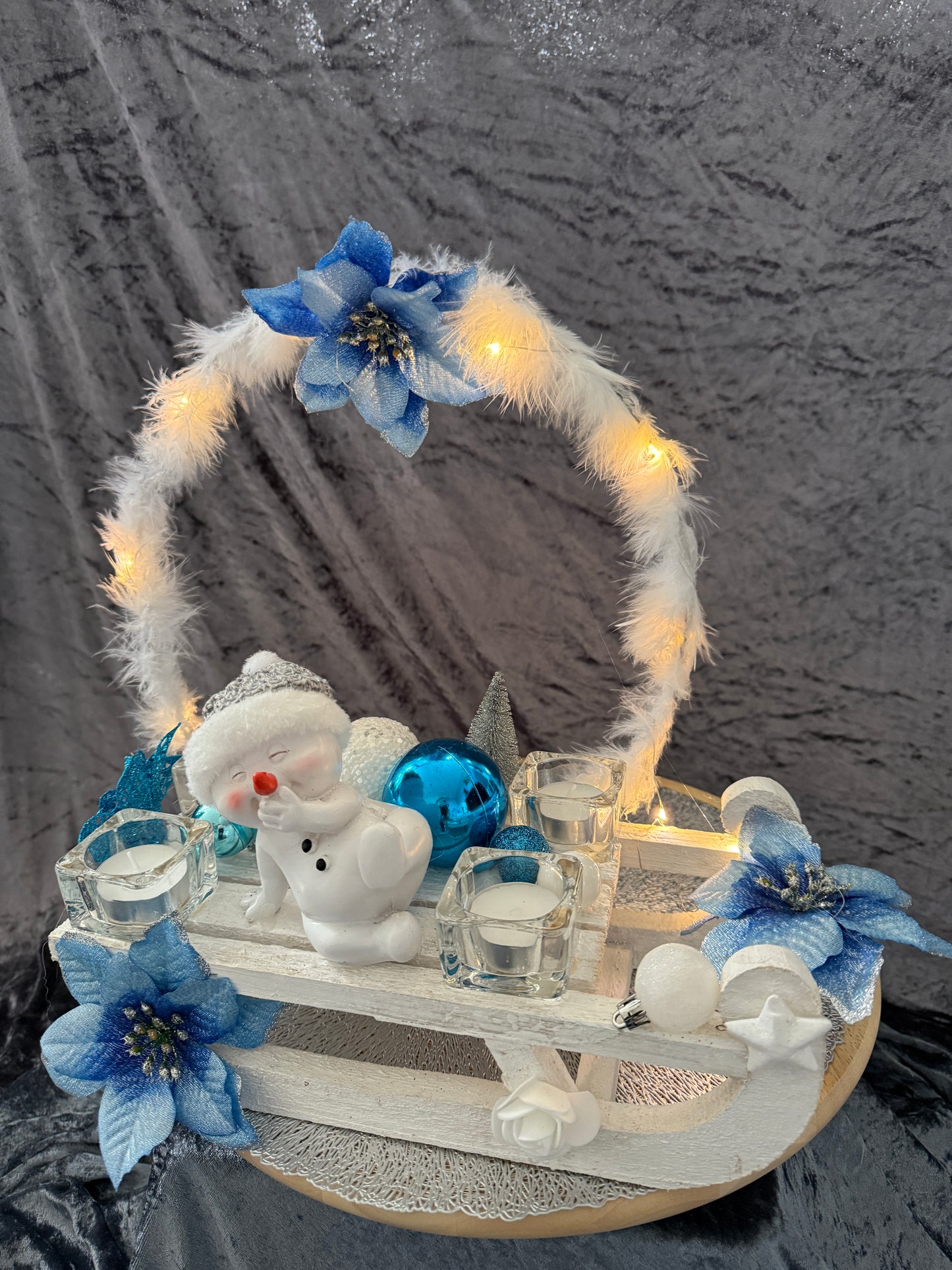 Adventskranz Schlitten weiß blau