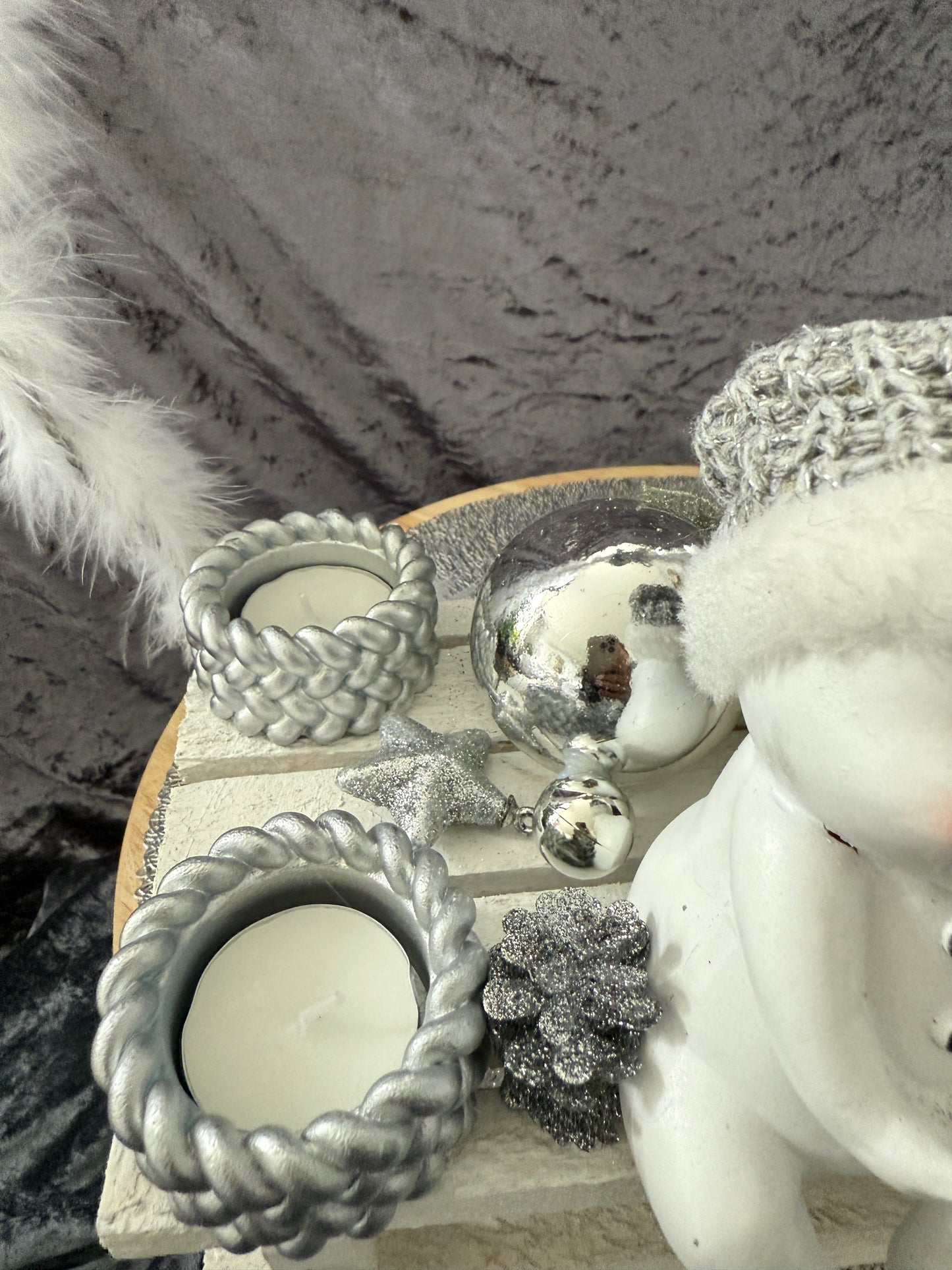 Adventskranz Schlitten weiß silber