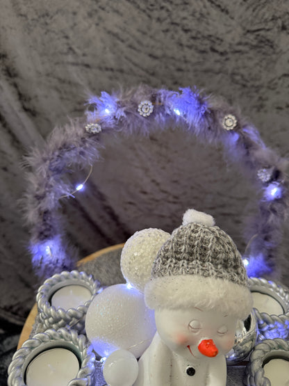 Adventskranz Schlitten silber weiß