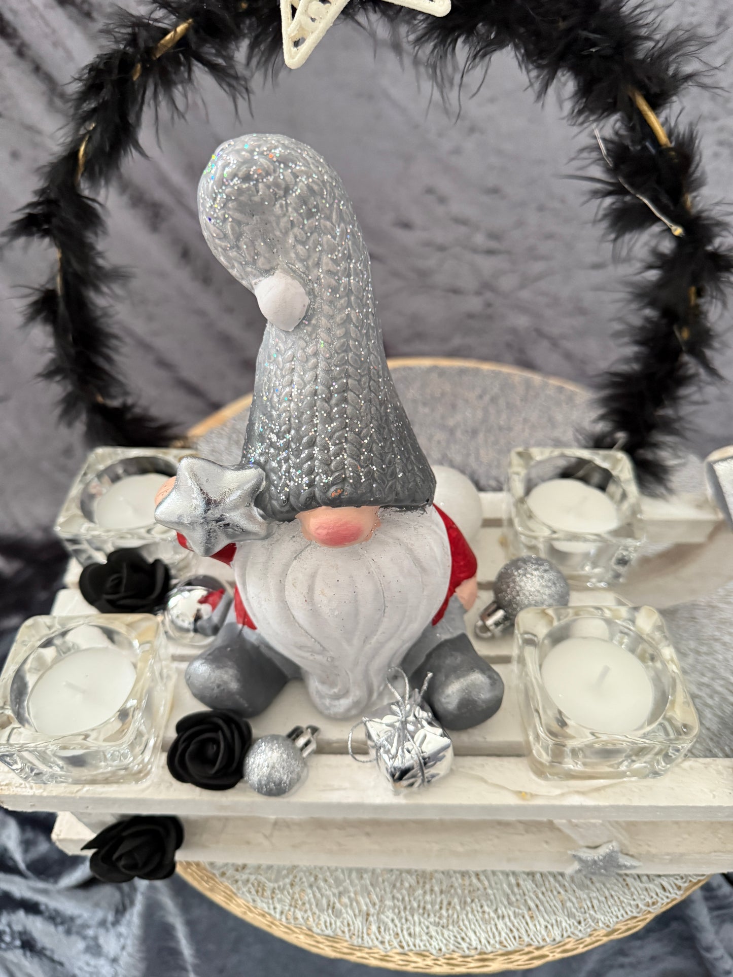 Adventskranz Schlitten weiß schwarz