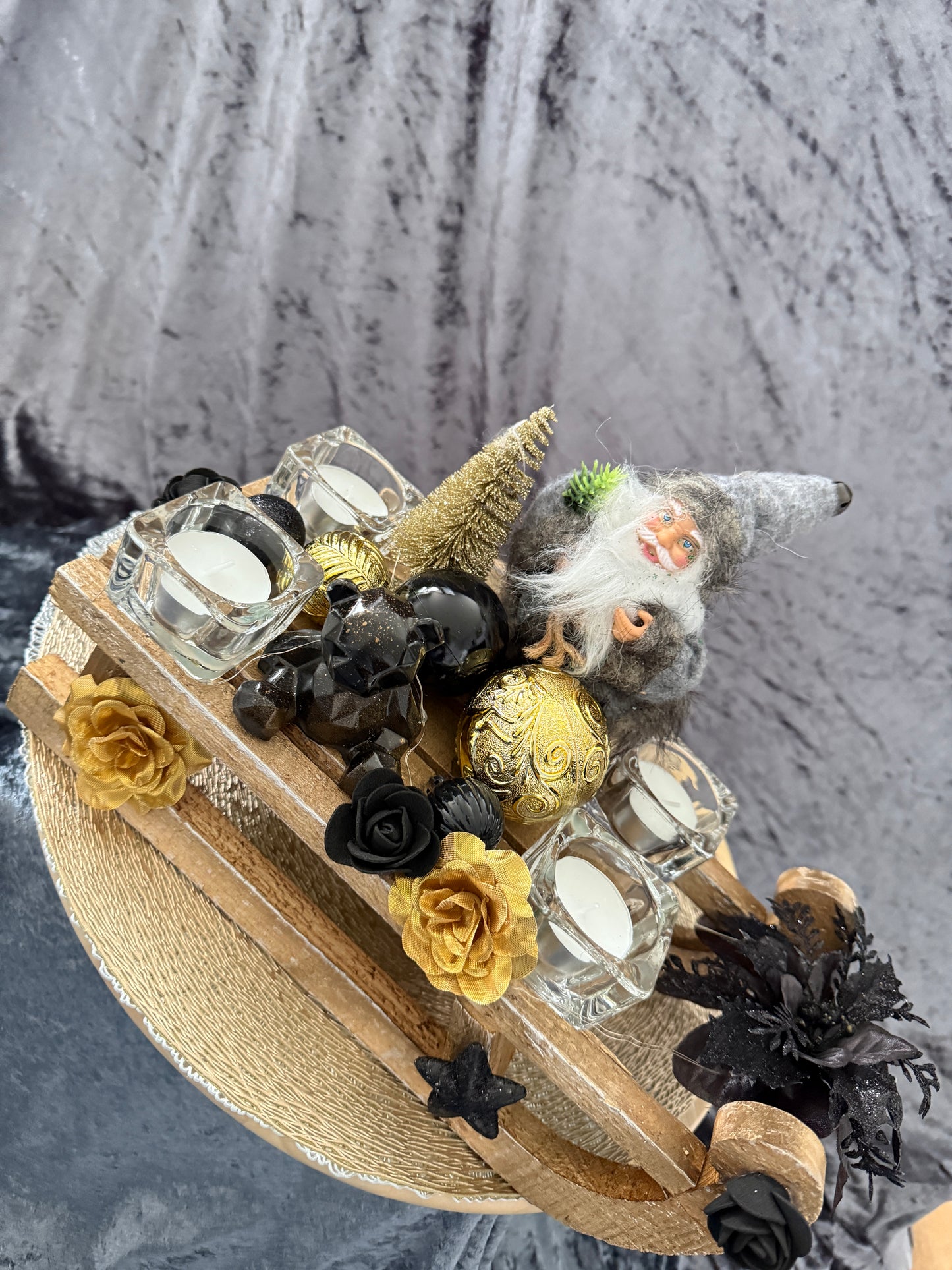 Adventskranz Schlitten gold schwarz