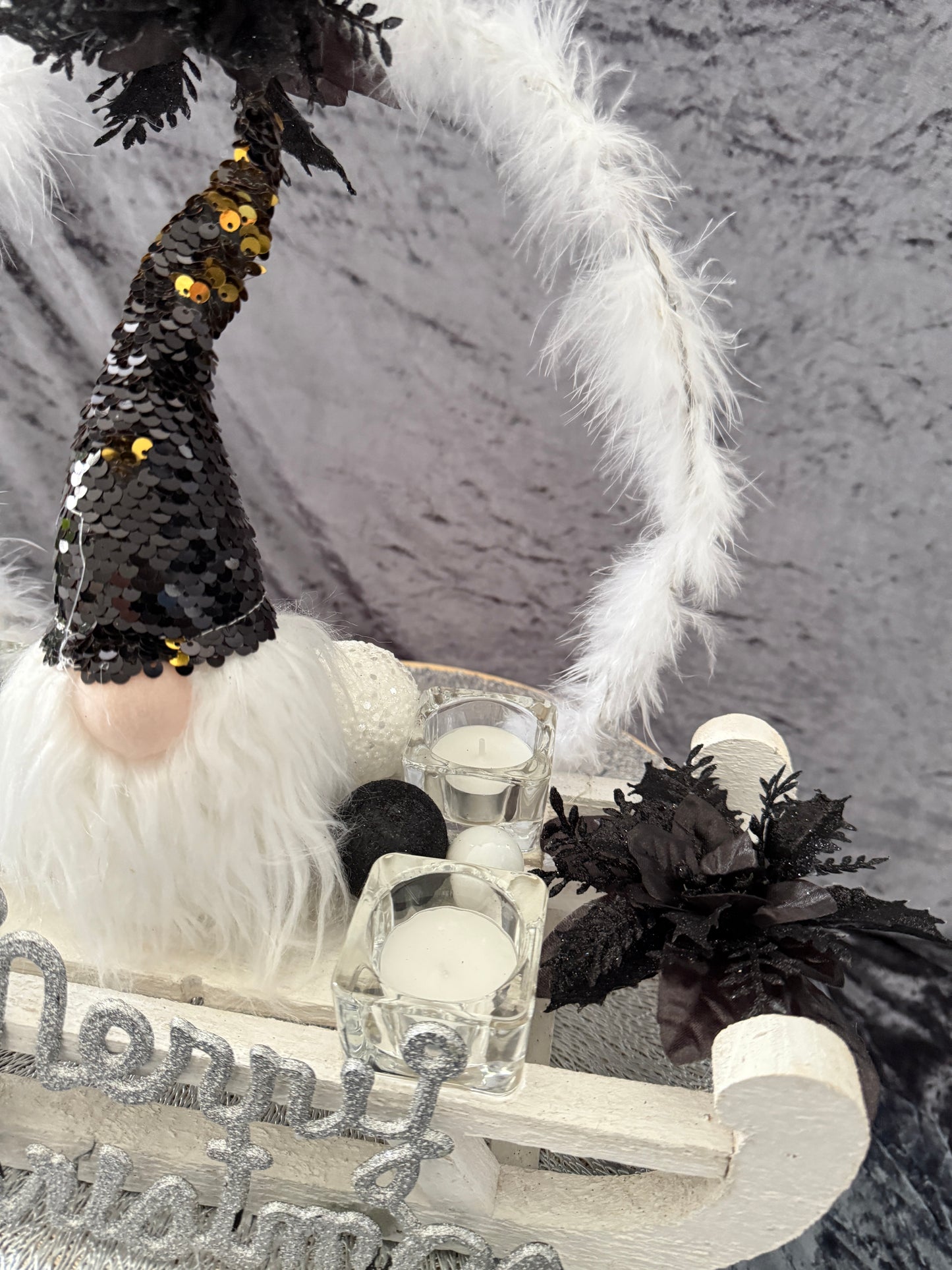 Adventskranz Schlitten schwarz weiß