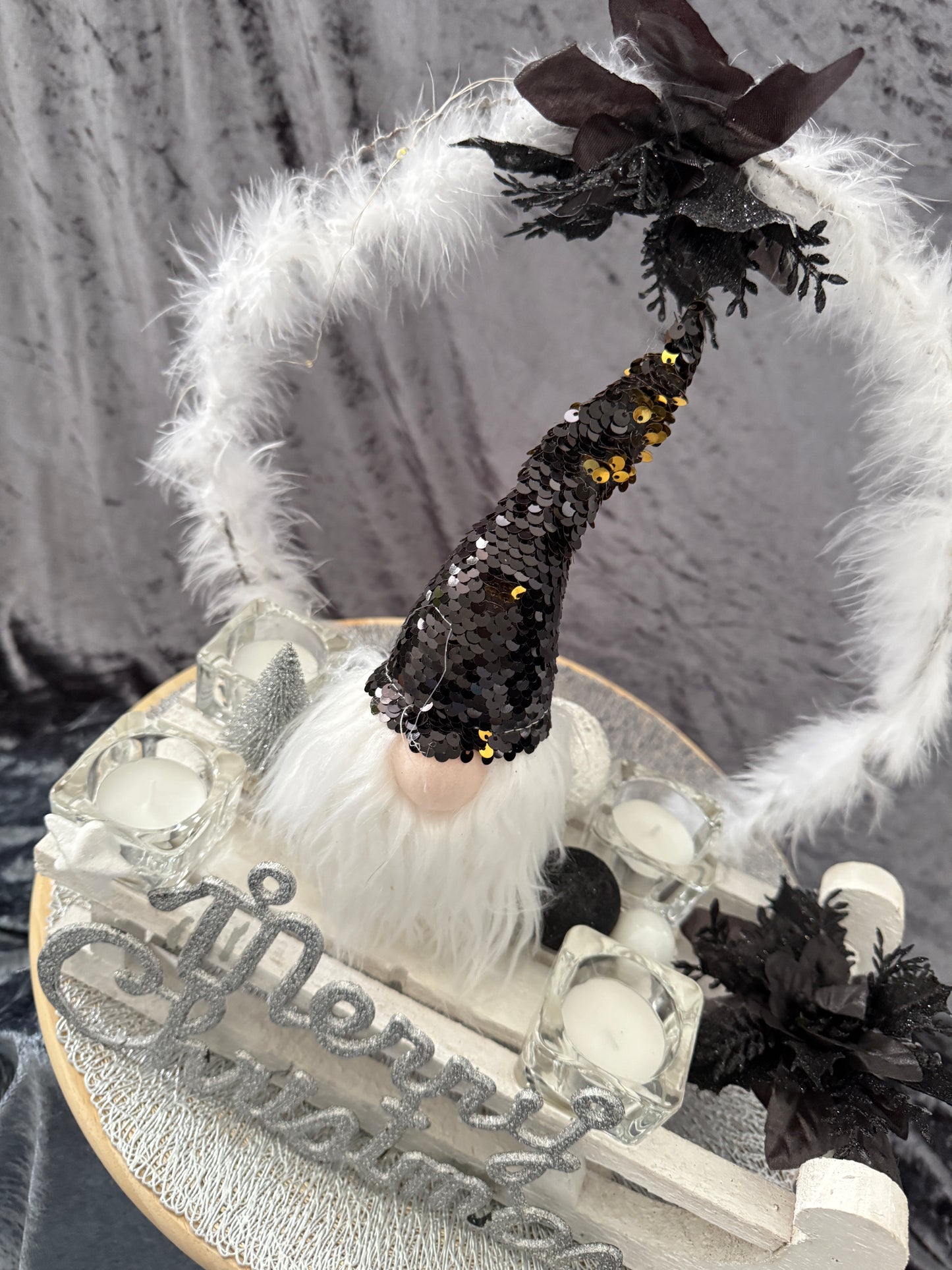 Adventskranz Schlitten schwarz weiß