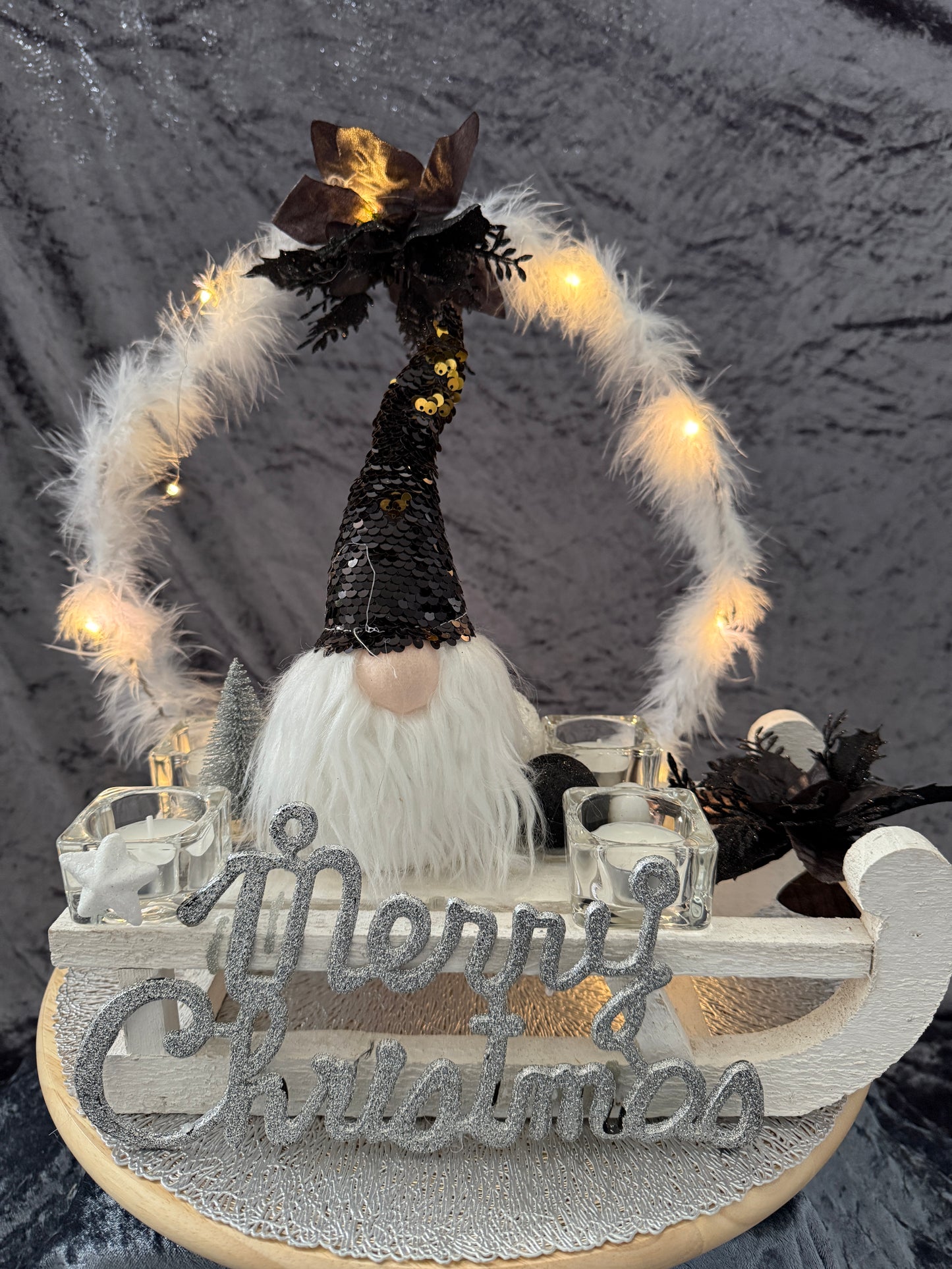 Adventskranz Schlitten schwarz weiß