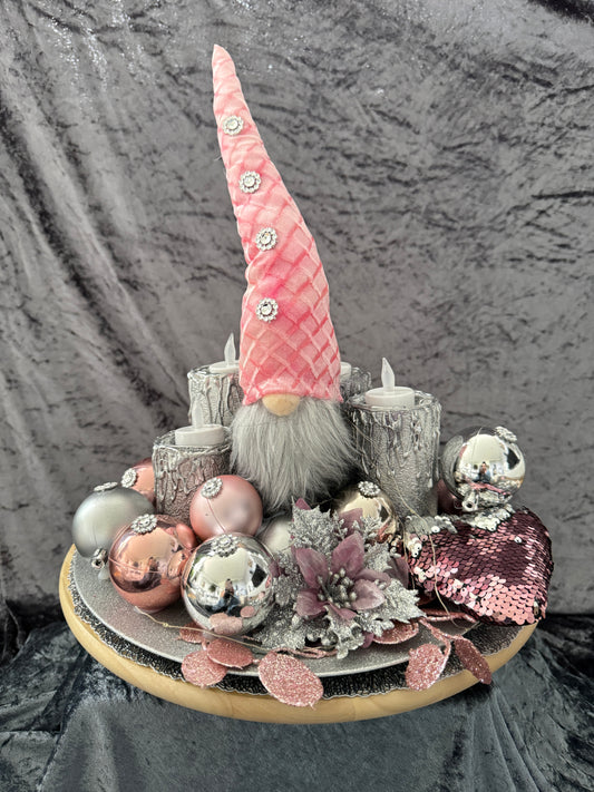 Adventskranz Wichtel rosa