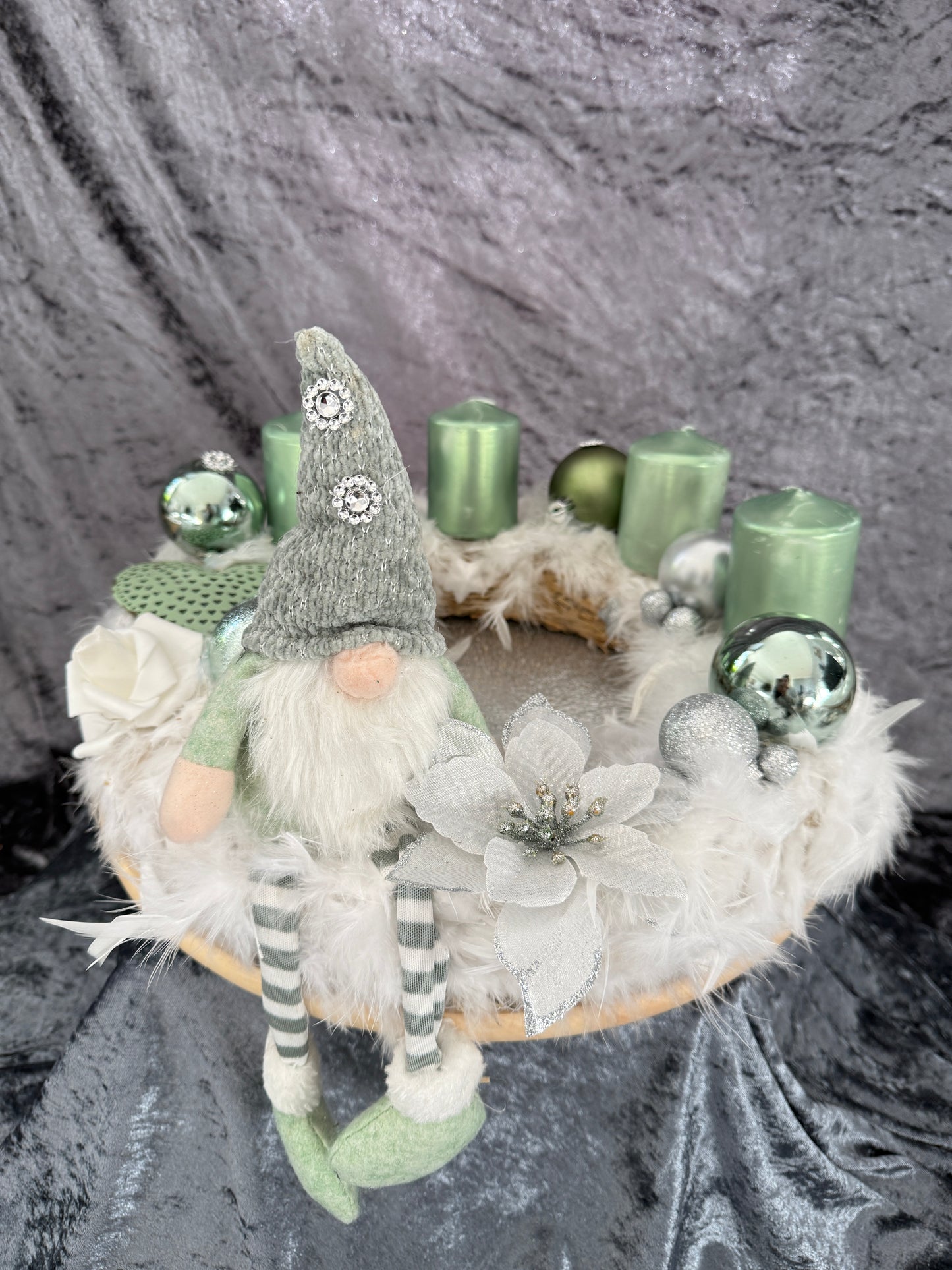 Adventskranz Federkranz weiß grün