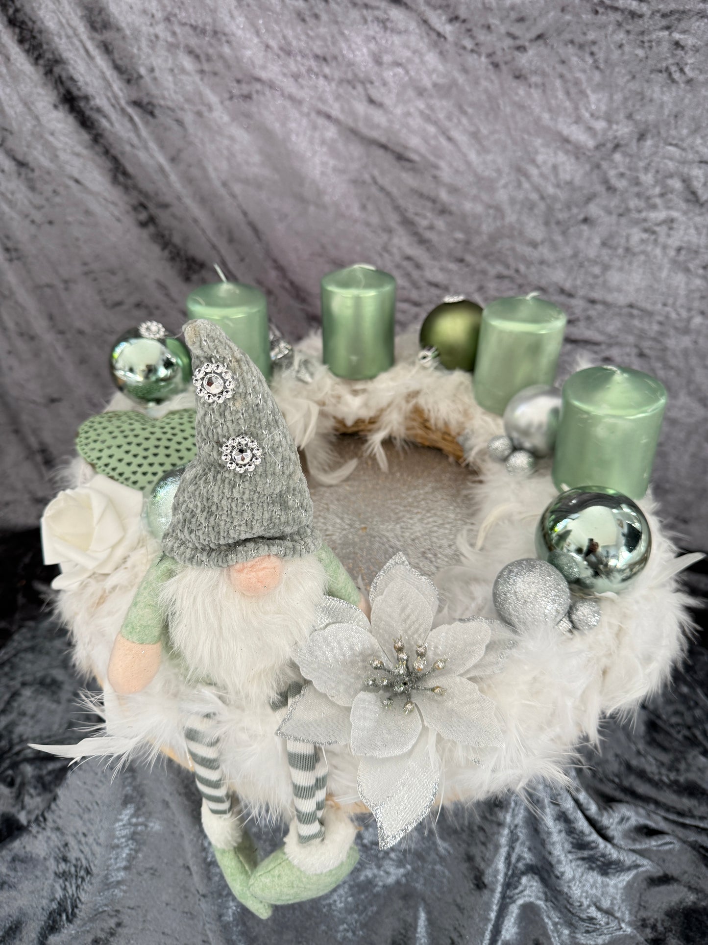 Adventskranz Federkranz weiß grün