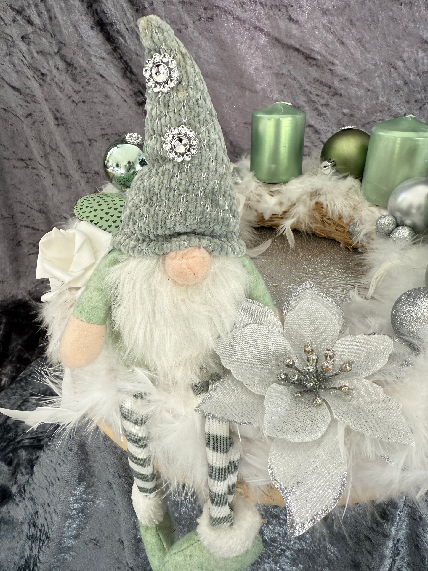 Adventskranz Federkranz weiß grün