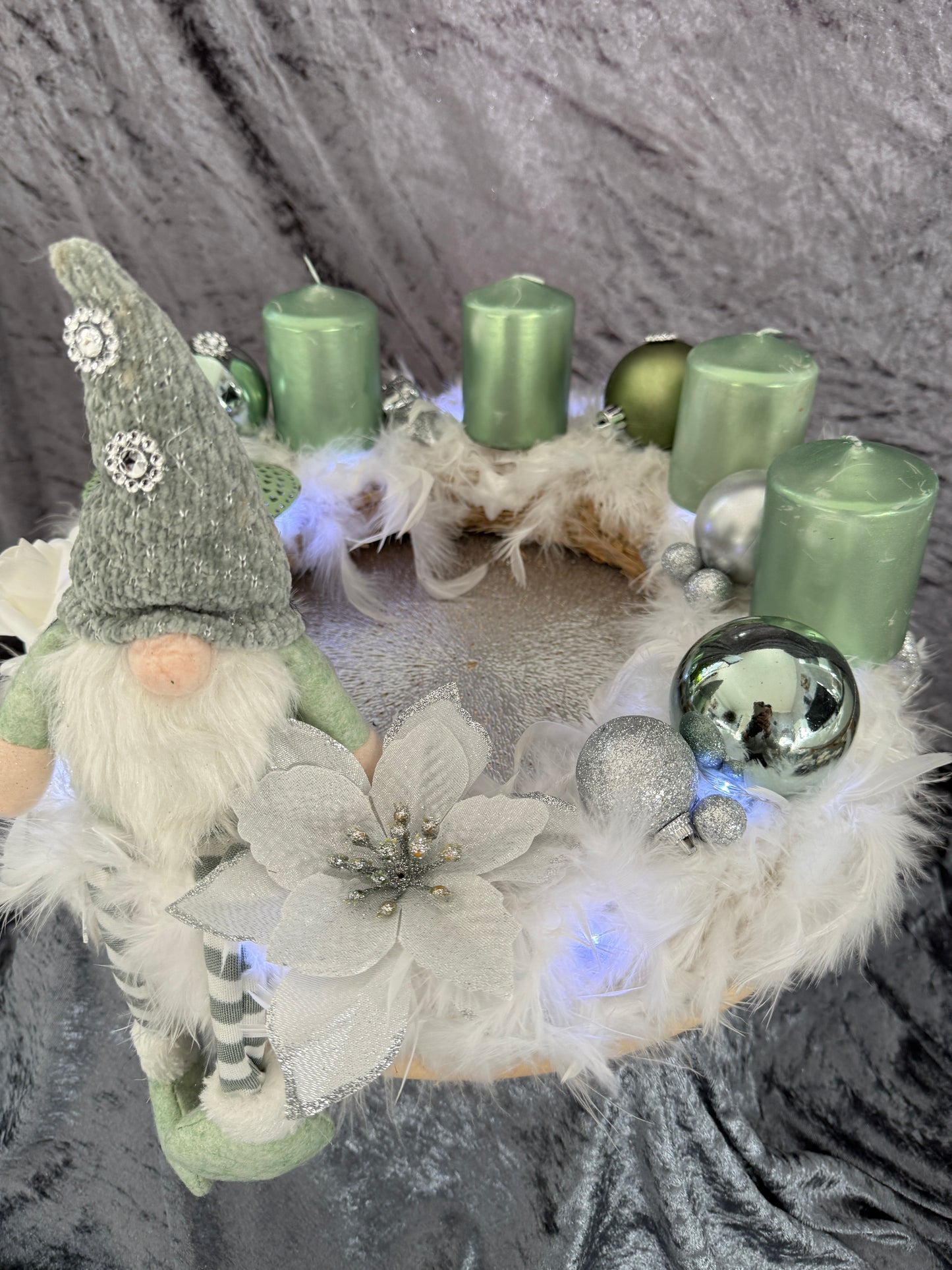 Adventskranz Federkranz weiß grün