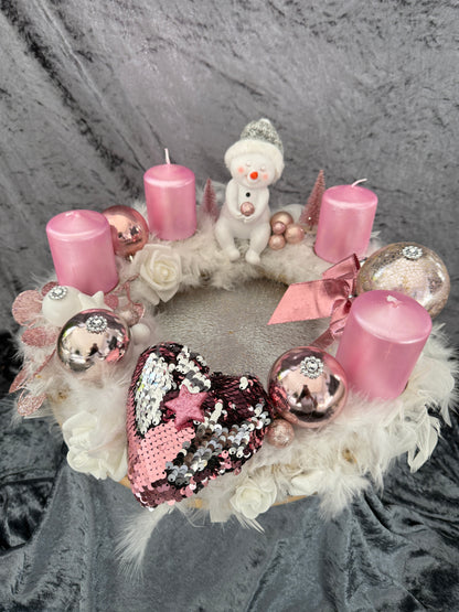 Adventskranz Federkranz weiß rosa