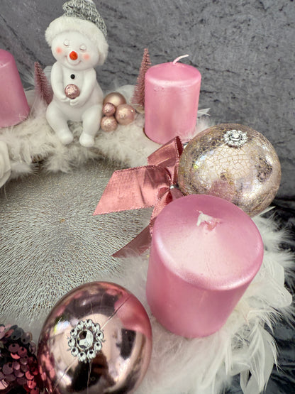 Adventskranz Federkranz weiß rosa