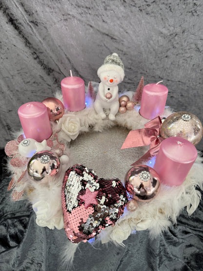 Adventskranz Federkranz weiß rosa
