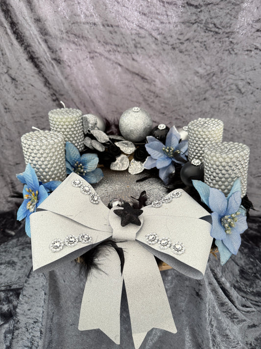 Adventskranz Federkranz blau silber