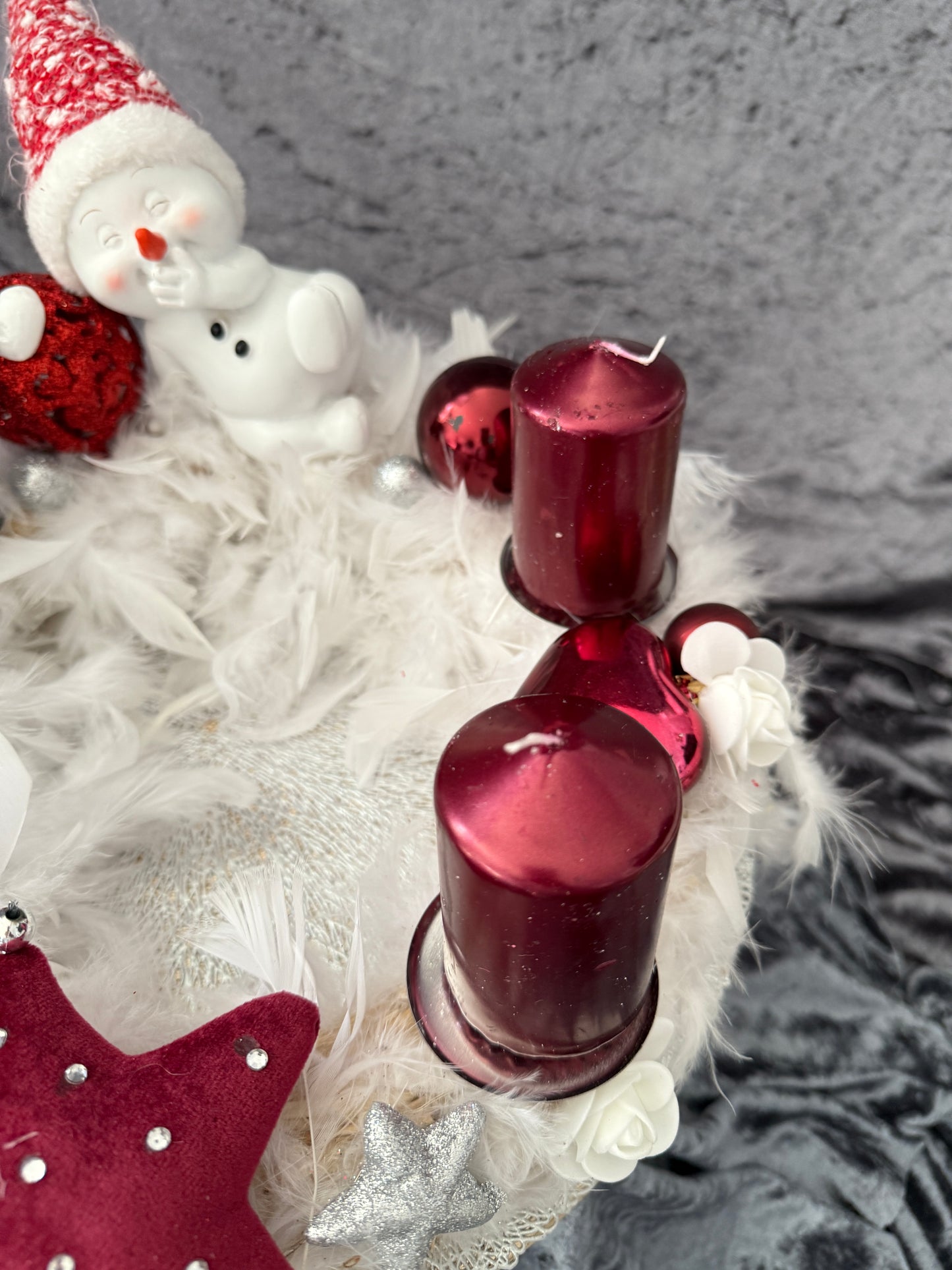 Adventskranz Federkranz rot weiß