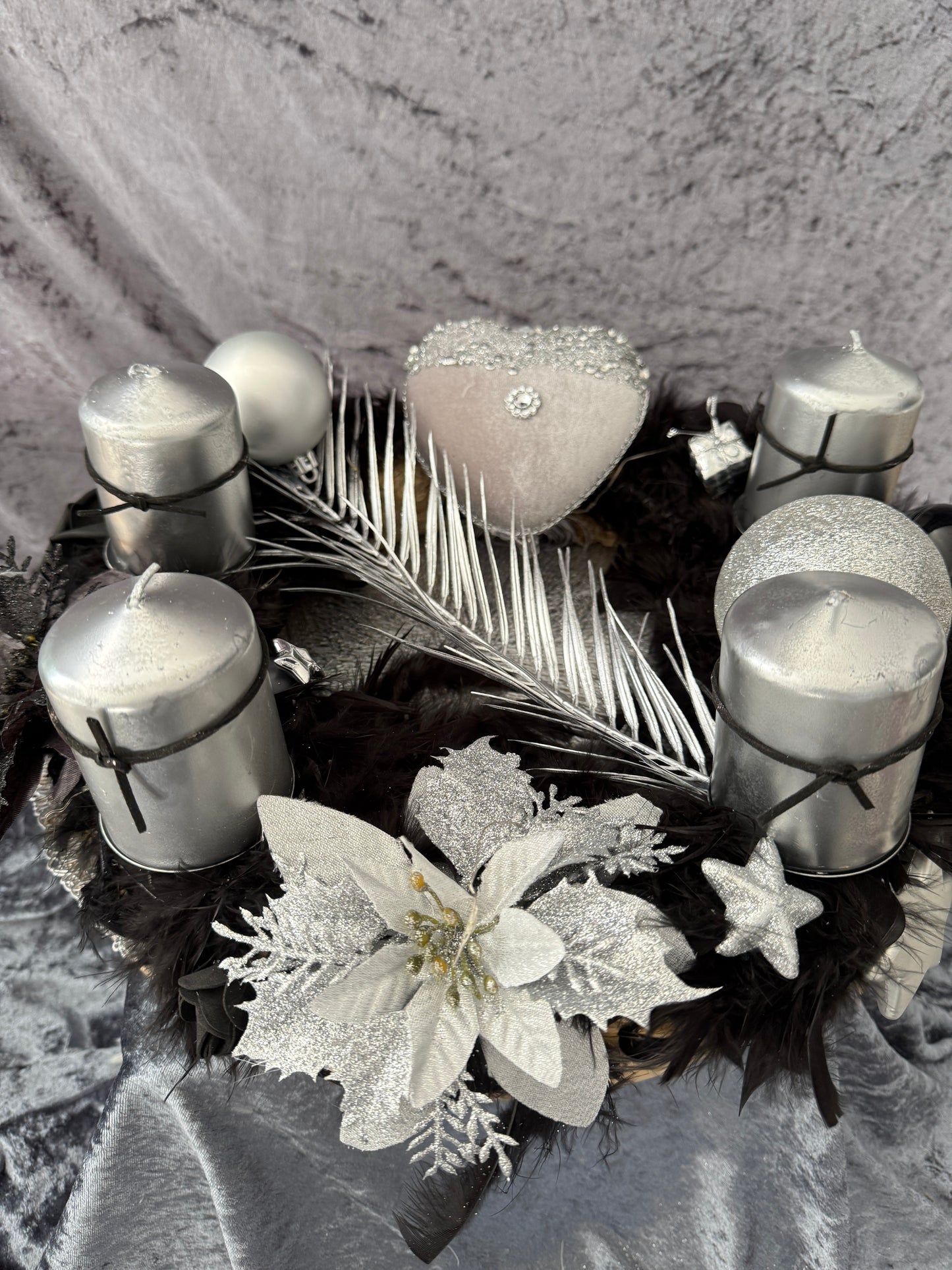 Adventskranz Federkranz schwarz silber