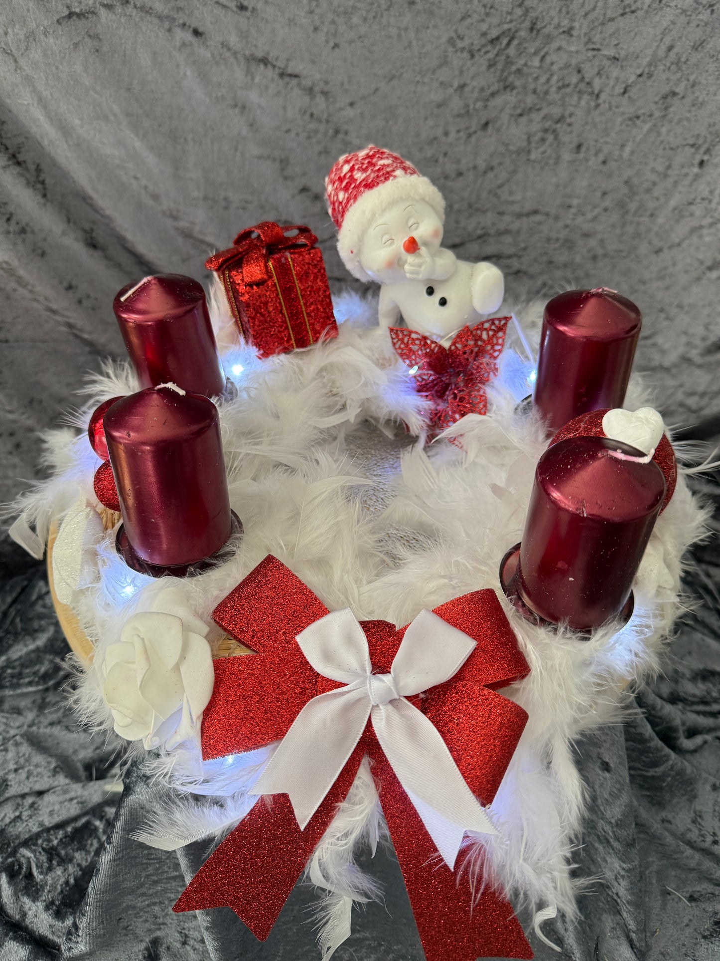 Adventskranz Federkranz rot weiß