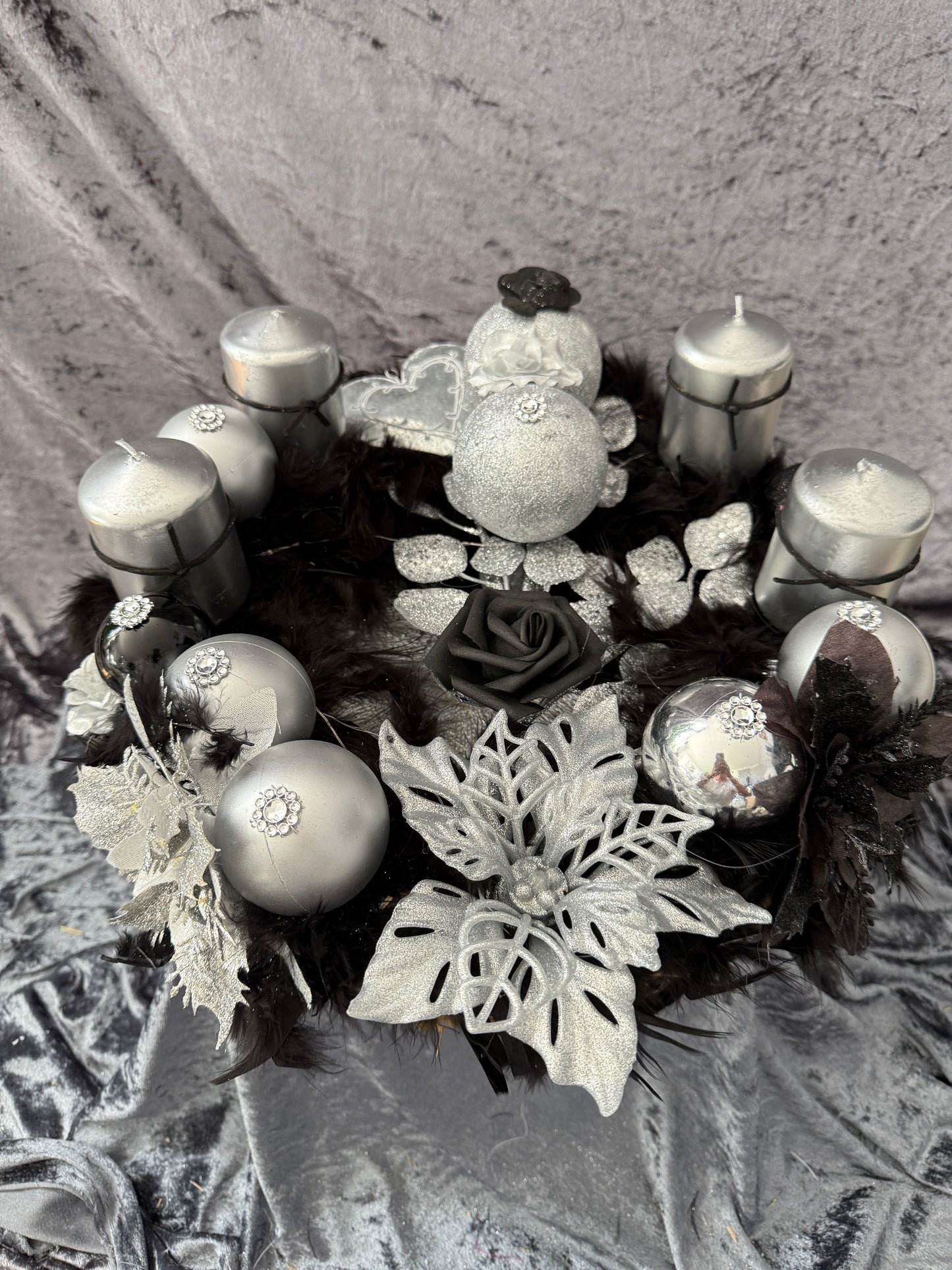 Adventskranz Federkranz schwarz silber