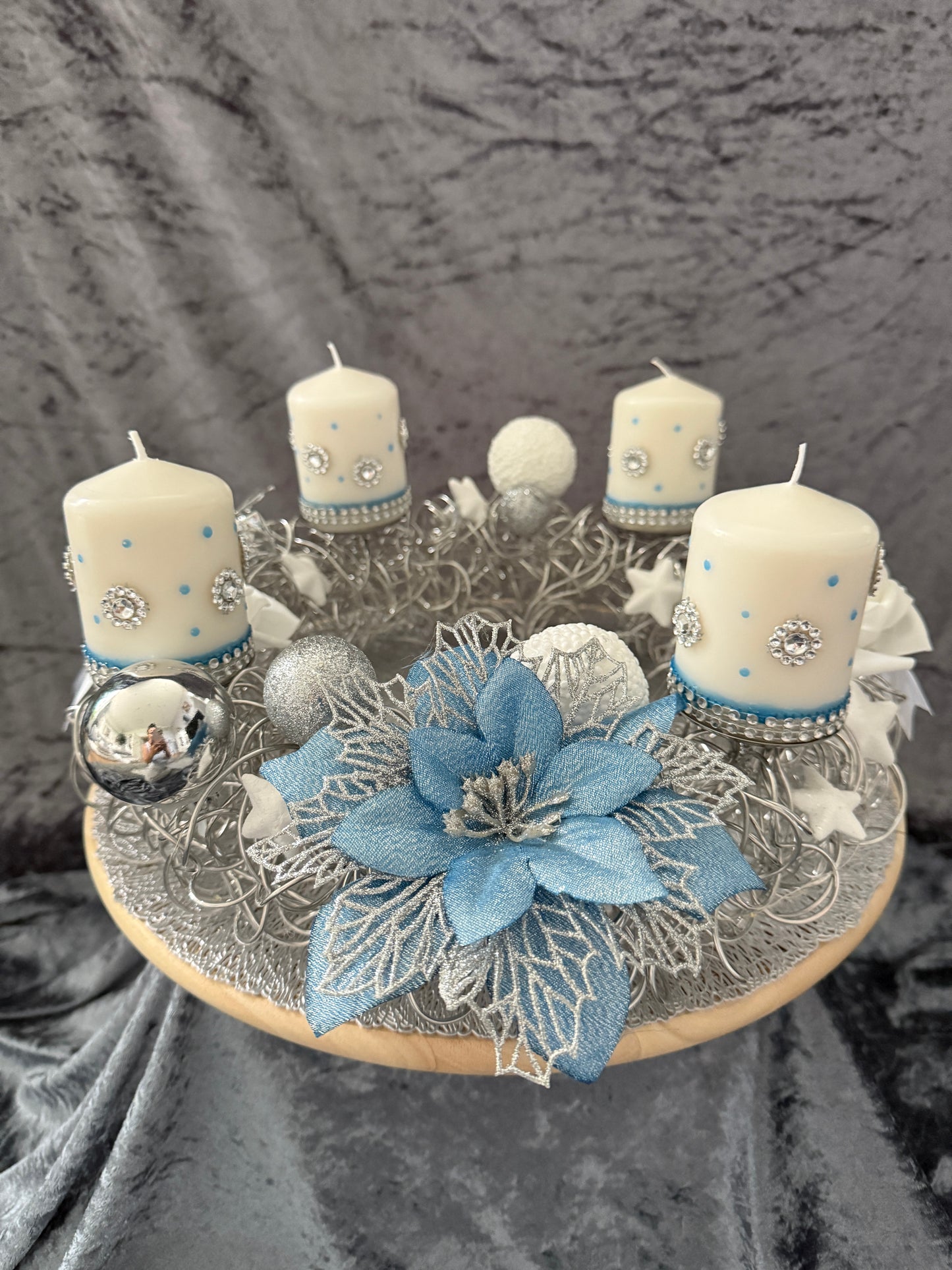 Adventskranz Alu Kranz silber blau