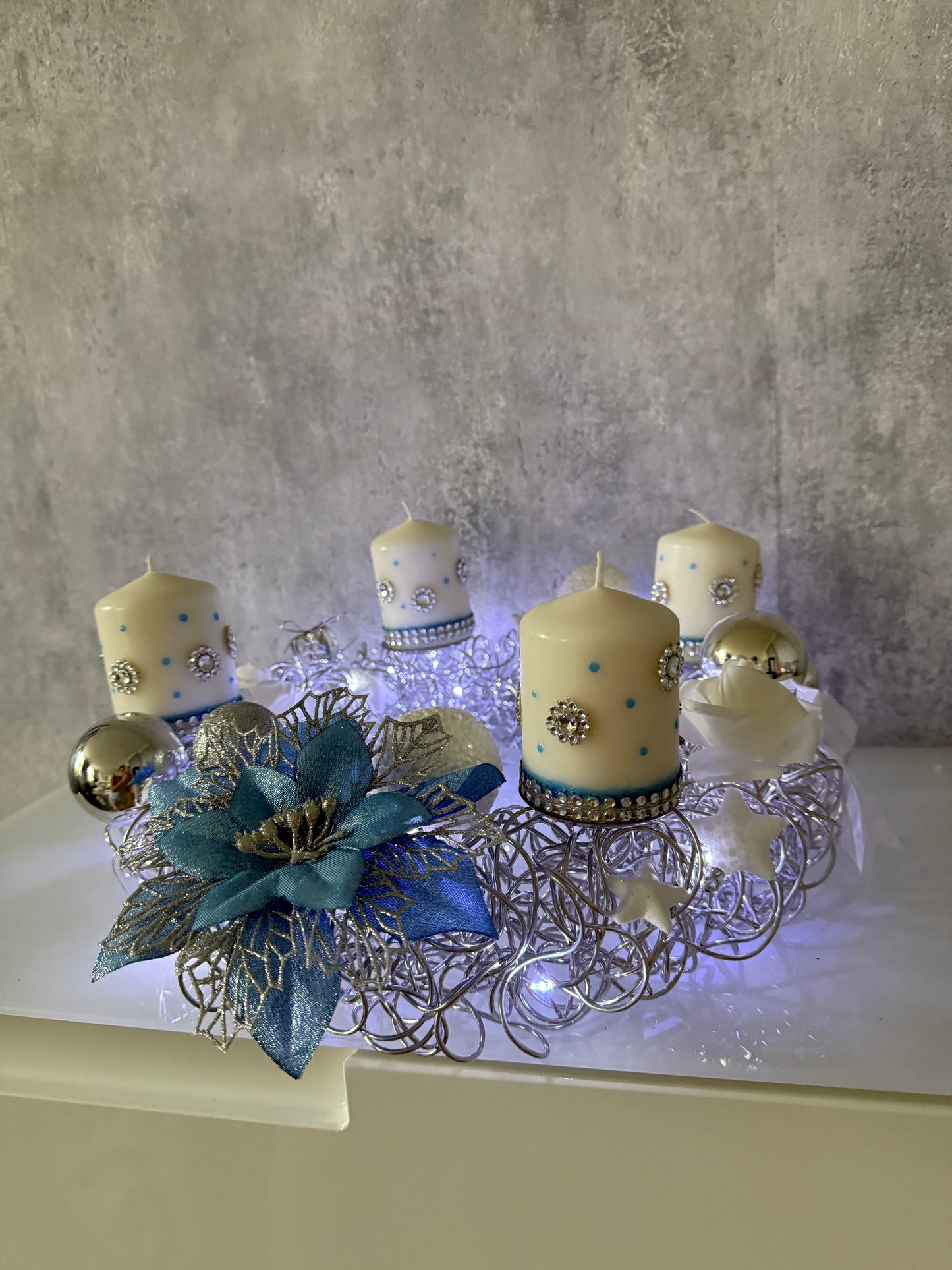 Adventskranz Alu Kranz silber blau