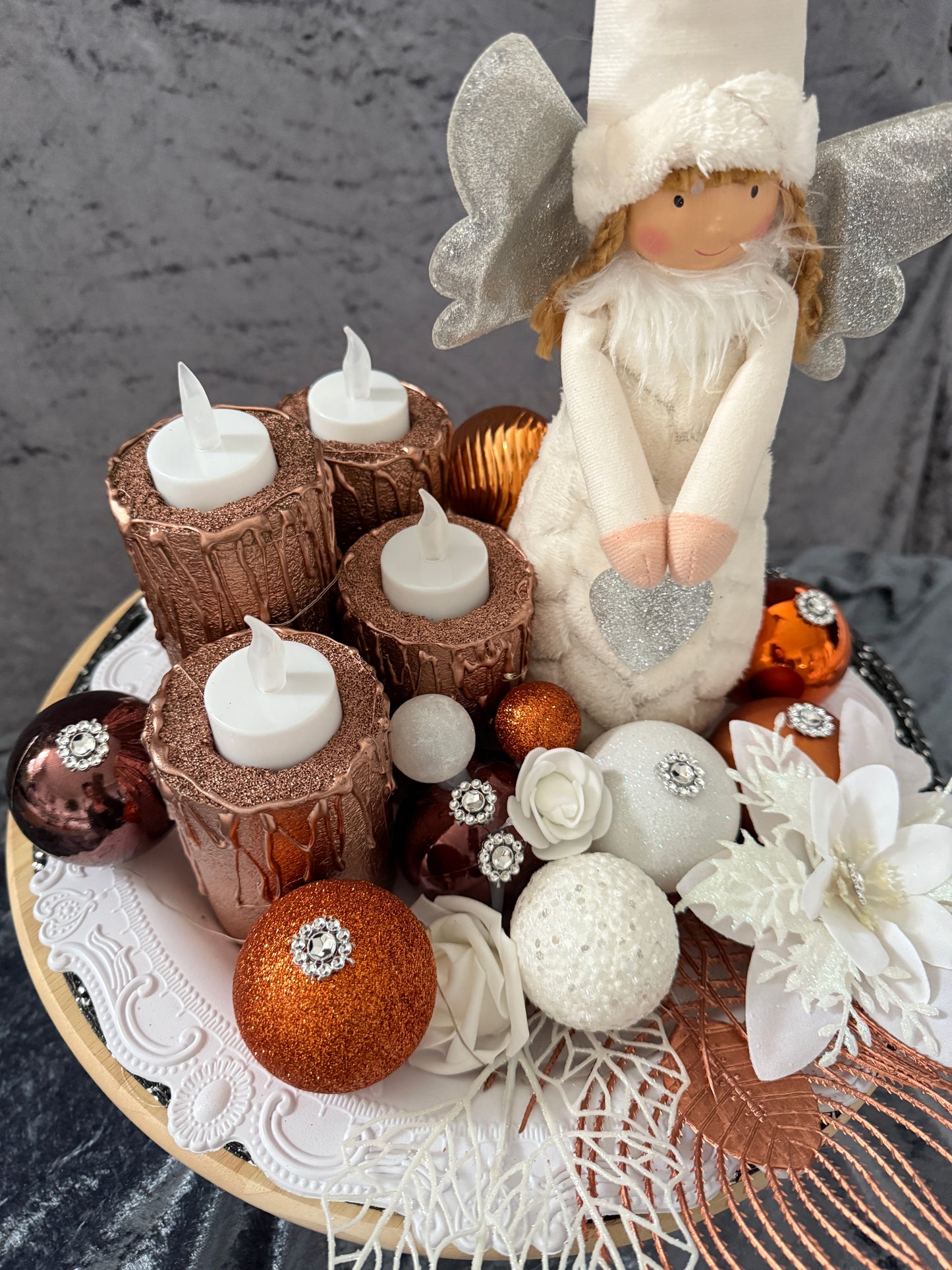 Adventskranz weiß kupfer Engel