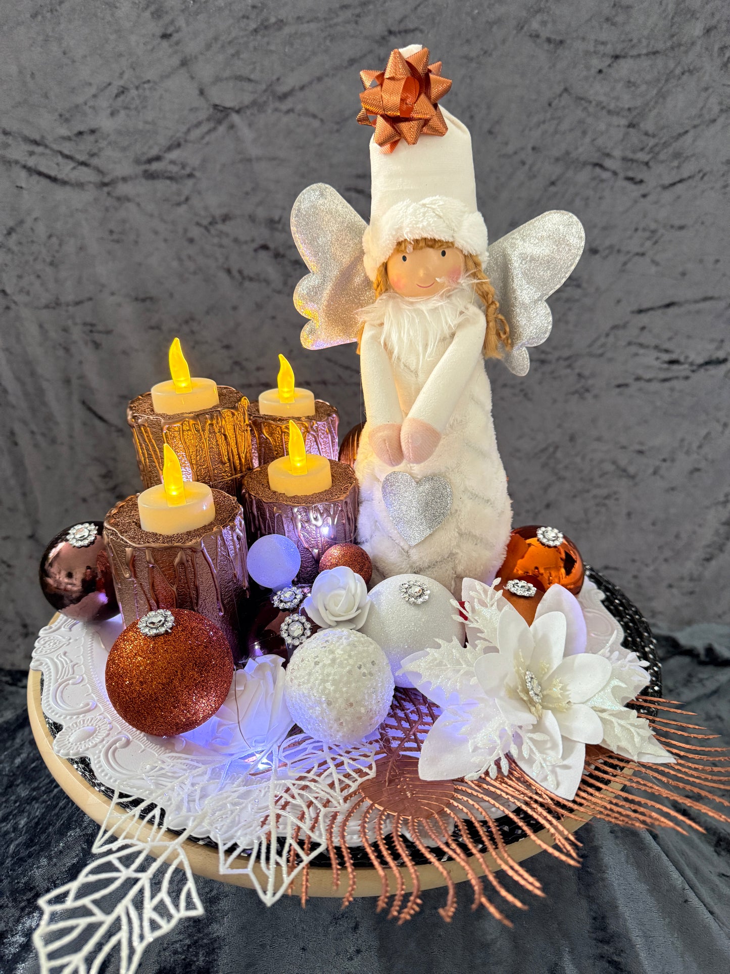 Adventskranz weiß kupfer Engel