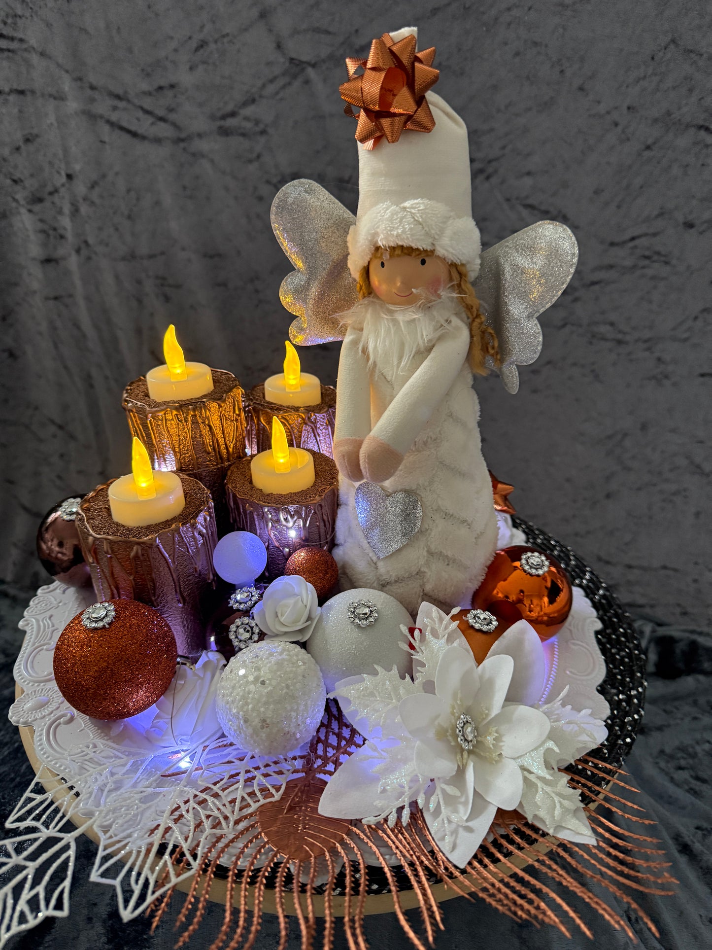 Adventskranz weiß kupfer Engel