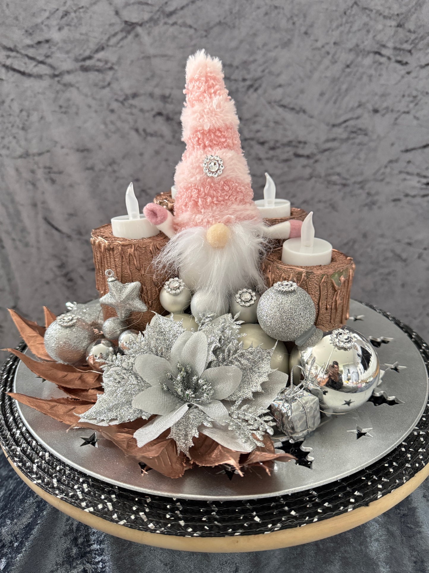 Adventskranz silber rosa Wichtel