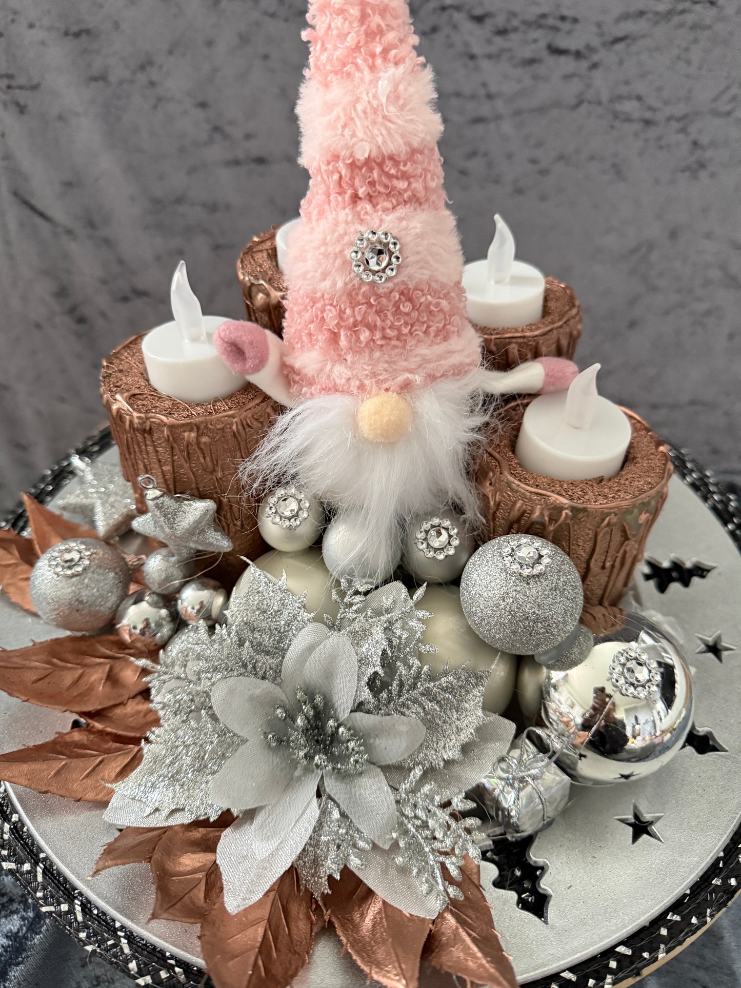 Adventskranz silber rosa Wichtel