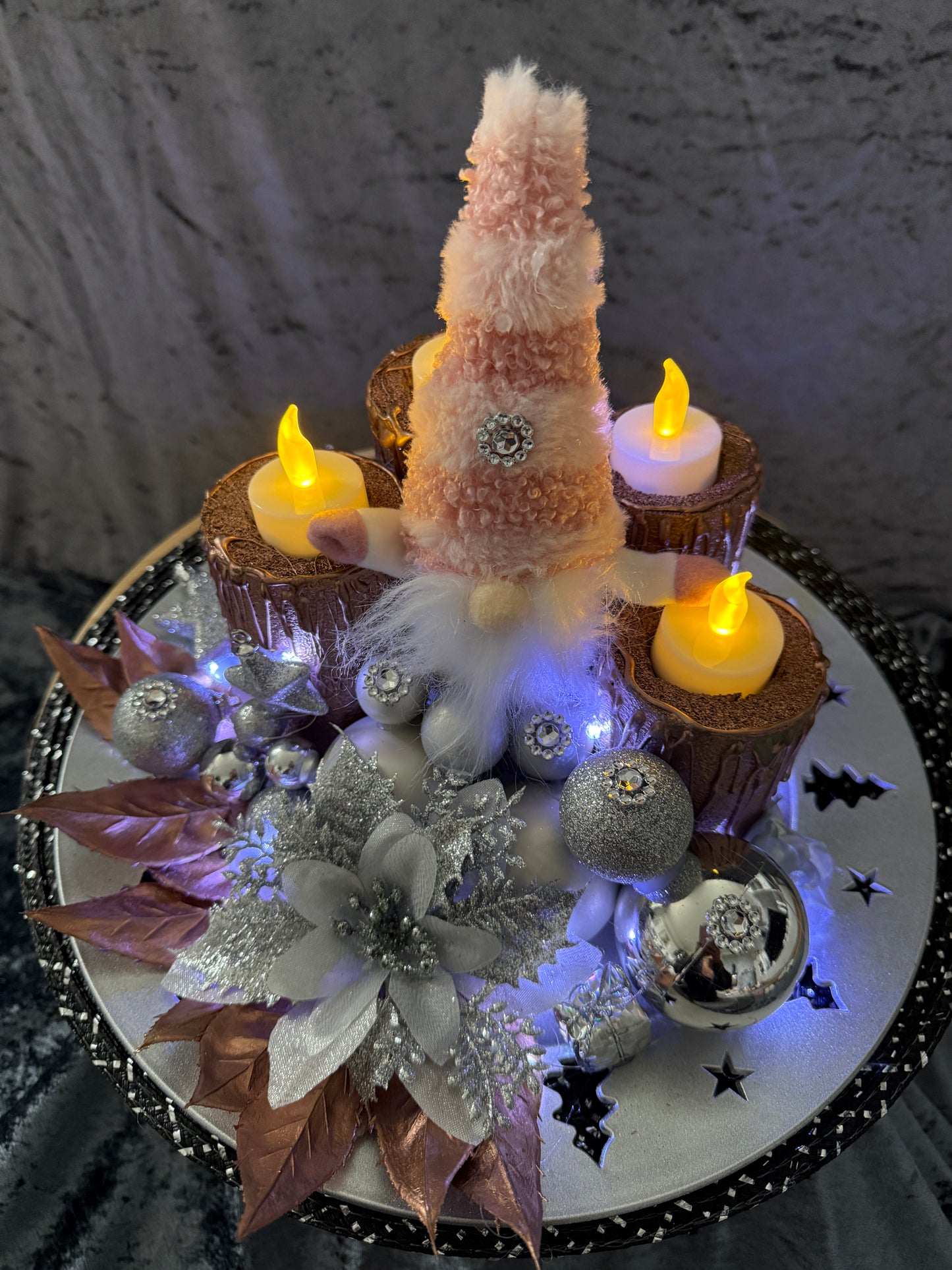 Adventskranz silber rosa Wichtel