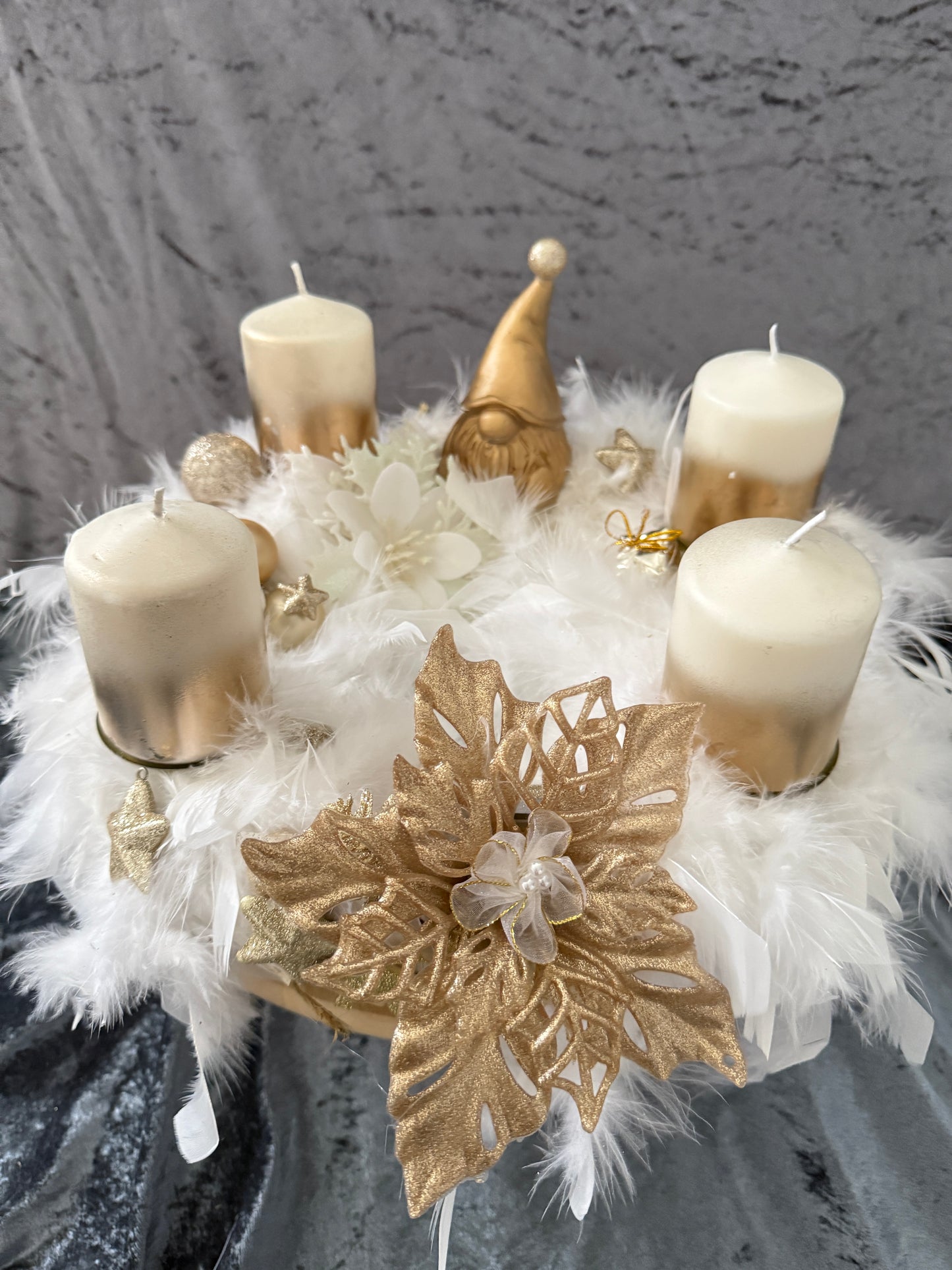 Adventskranz Federkranz weiß gold