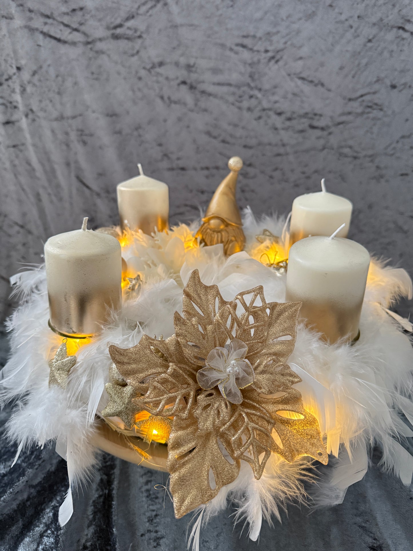 Adventskranz Federkranz weiß gold