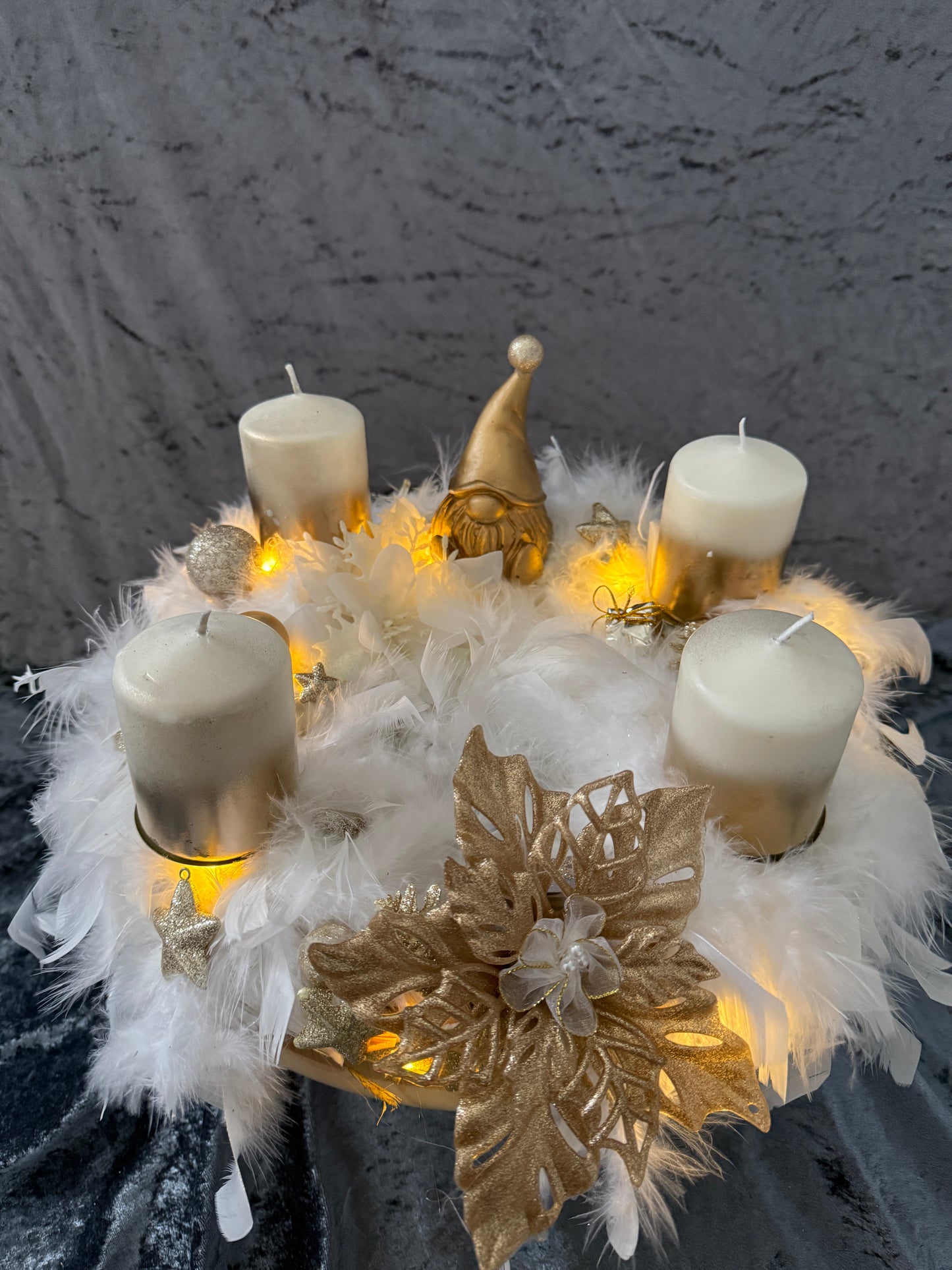 Adventskranz Federkranz weiß gold