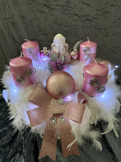 Adventskranz Federkranz weiß rosa