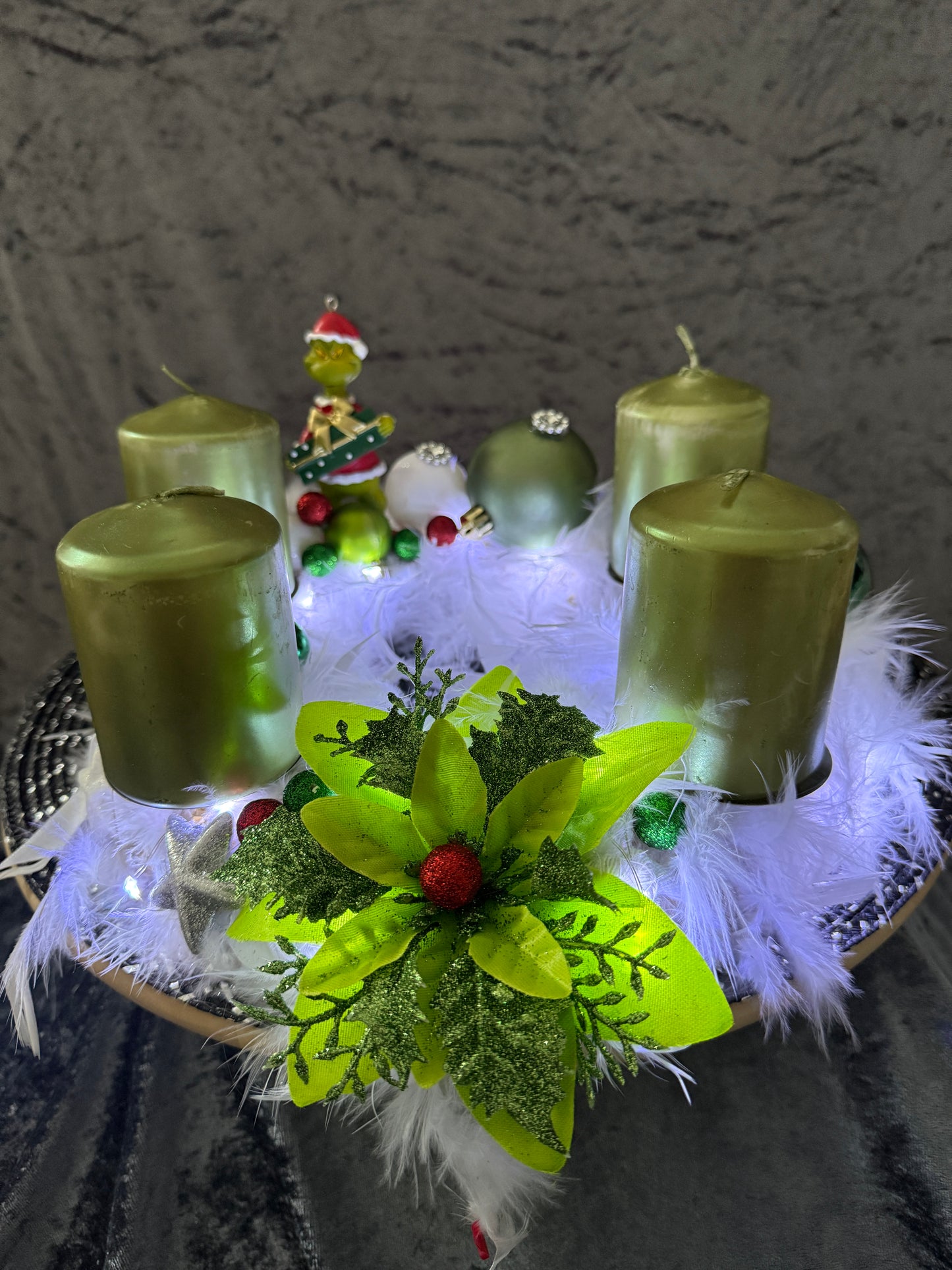 Adventskranz Federkranz weiß grün