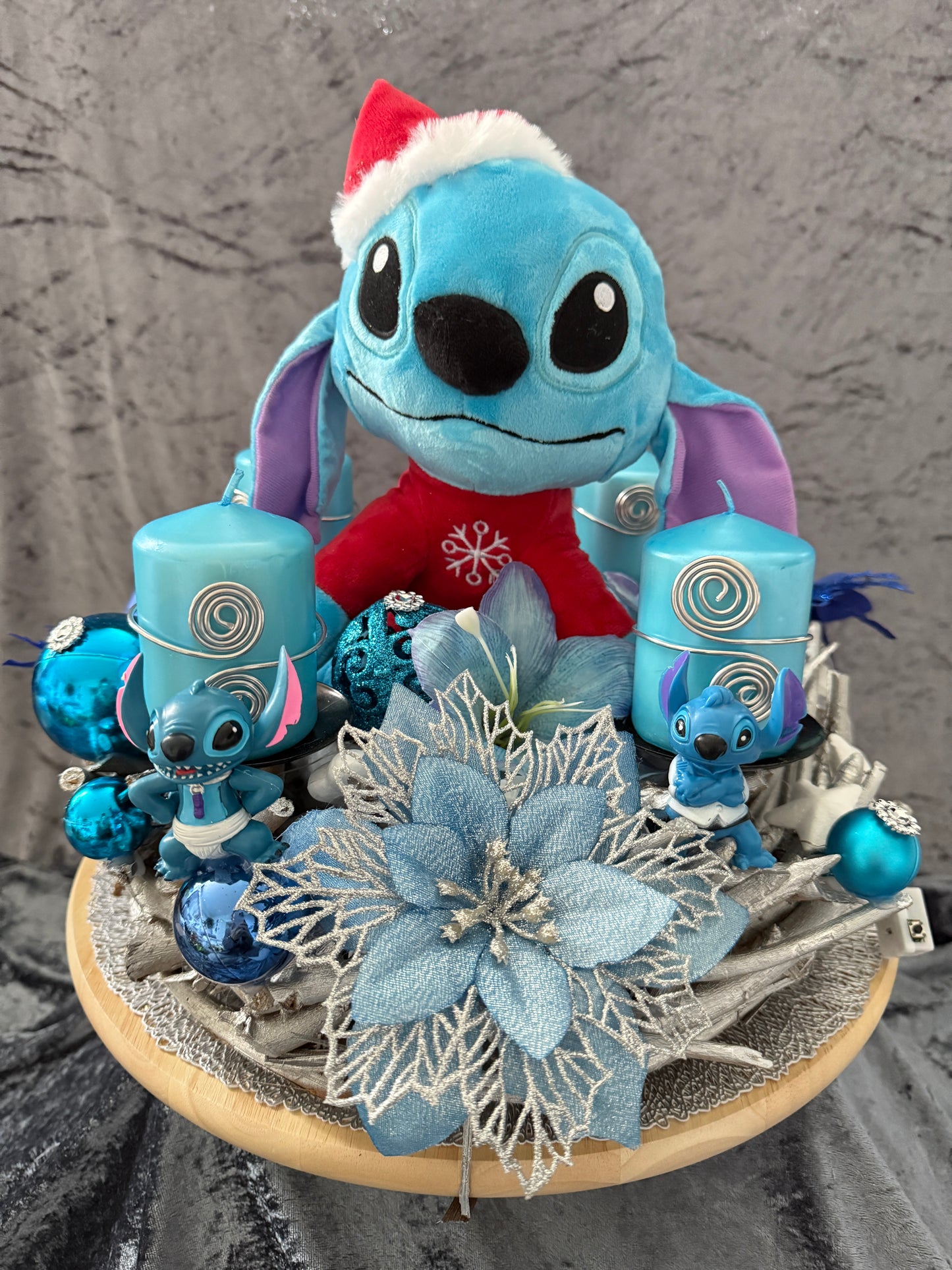 Adventskranz Holzkranz blau silber