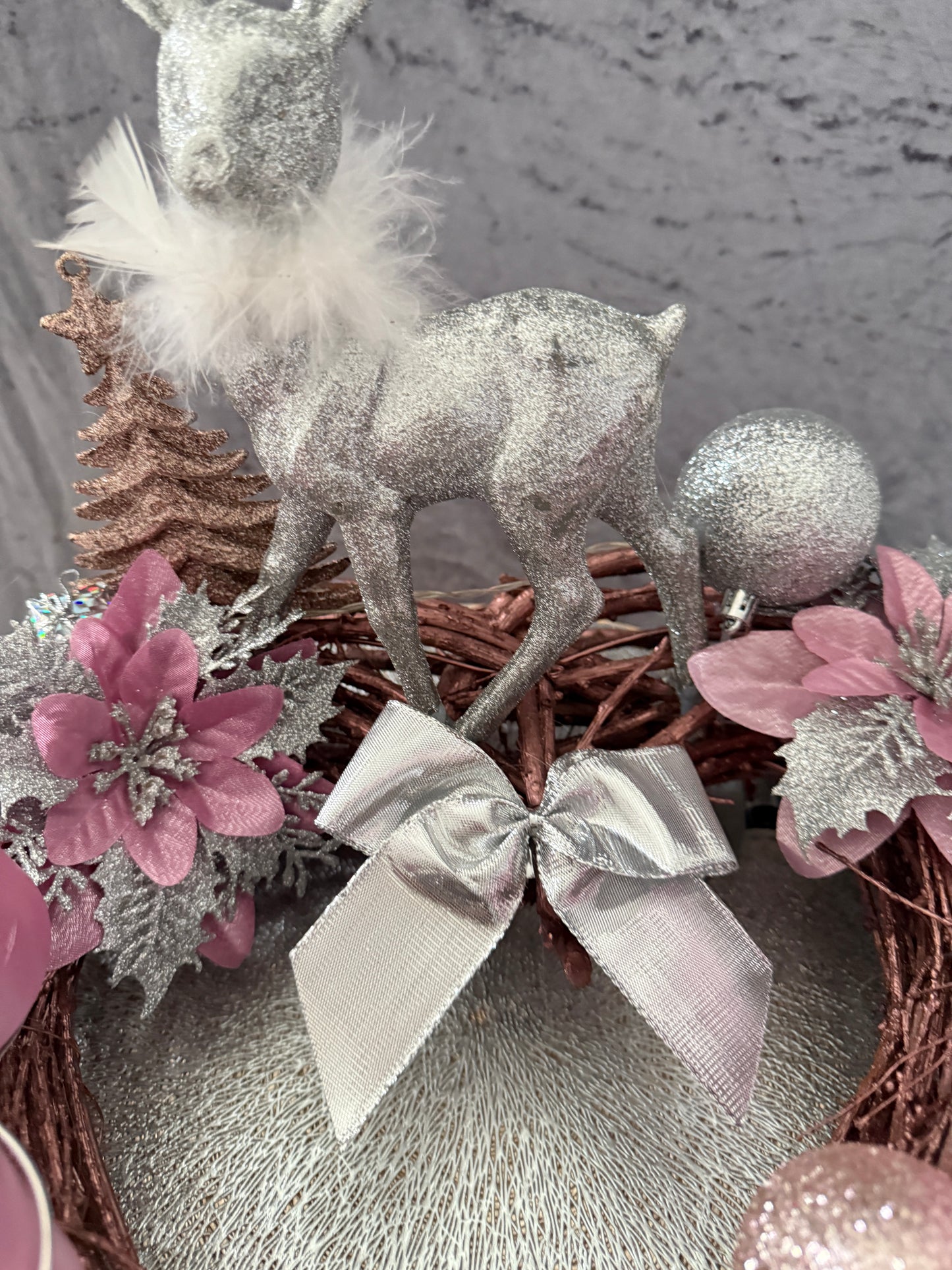 Adventskranz Holzkranz rosa silber