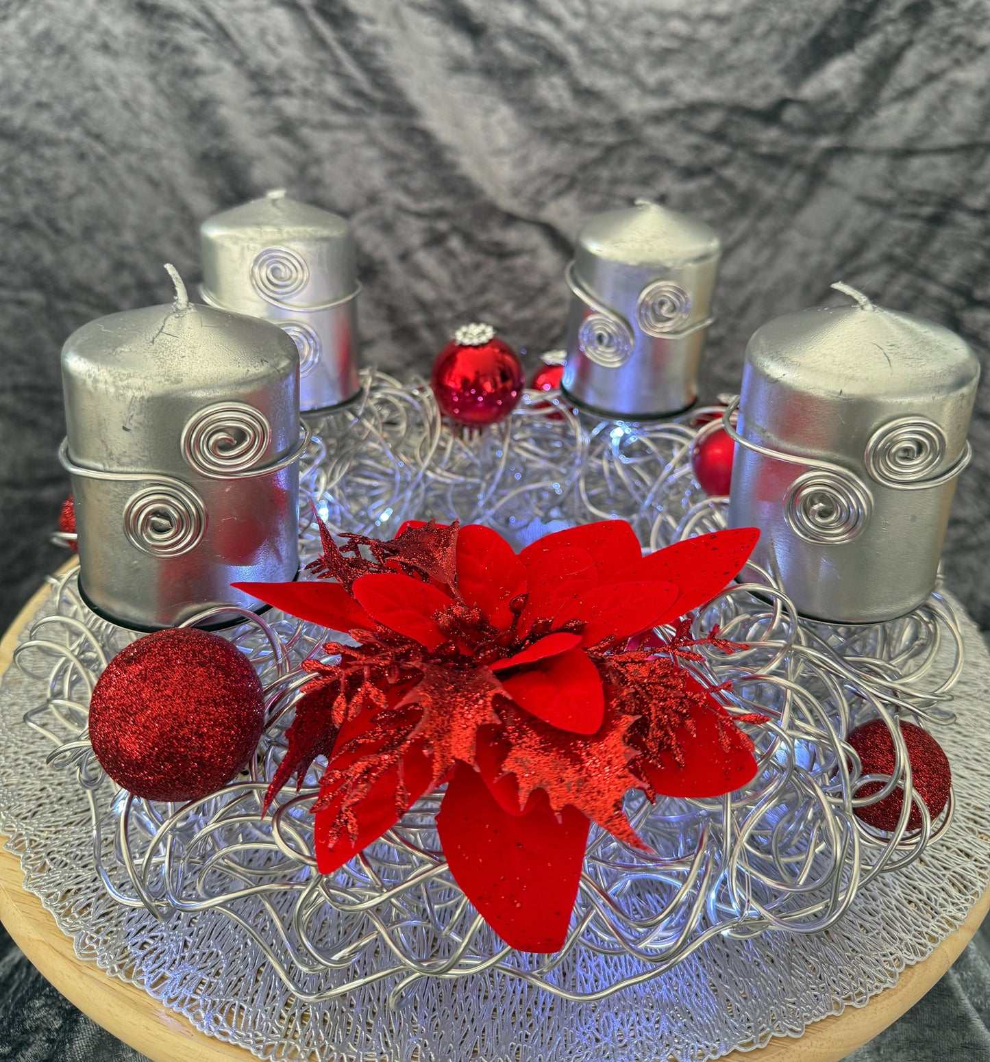 Adventskranz Alu Kranz silber rot