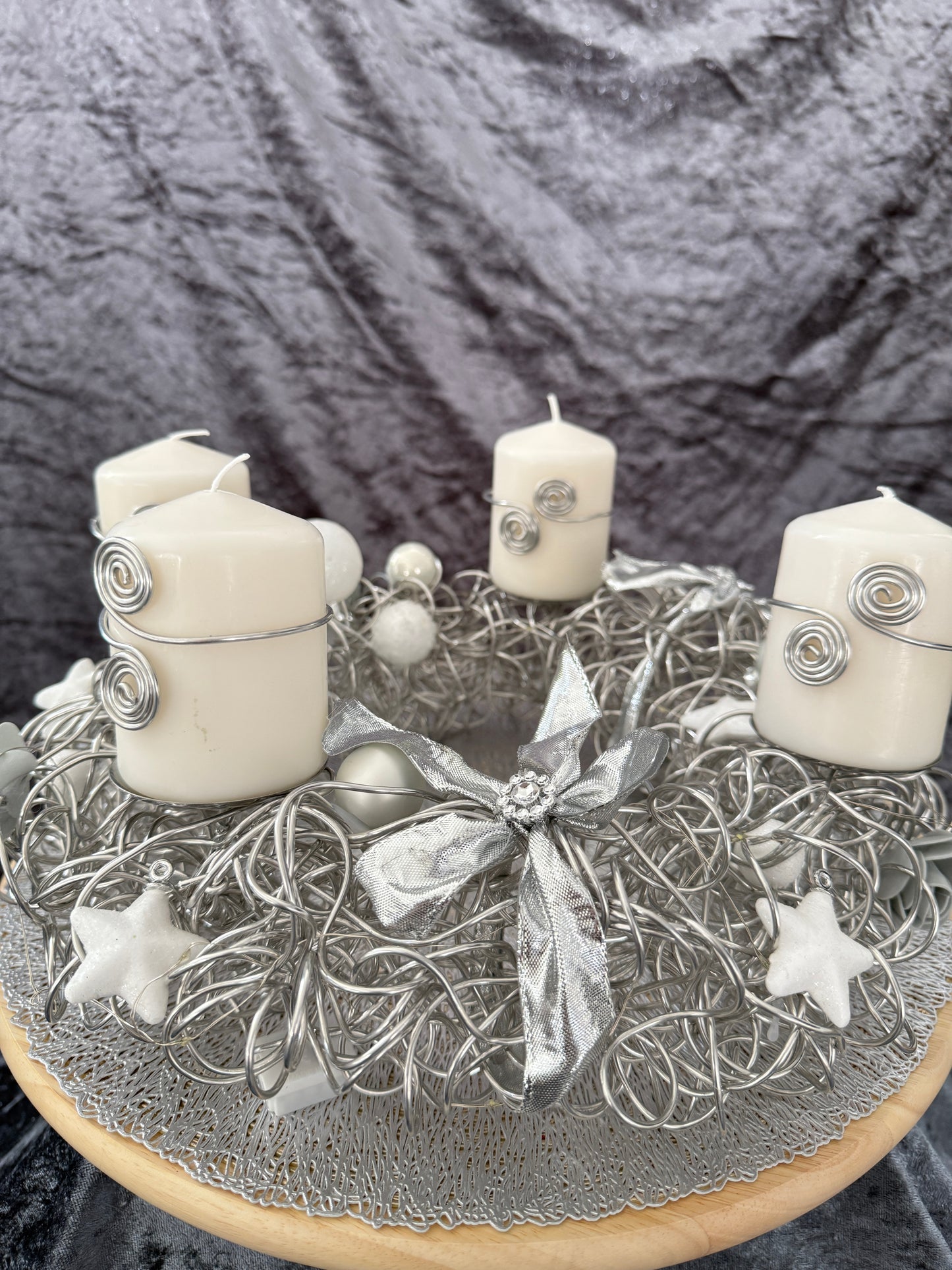 Adventskranz Alu Kranz silber weiß