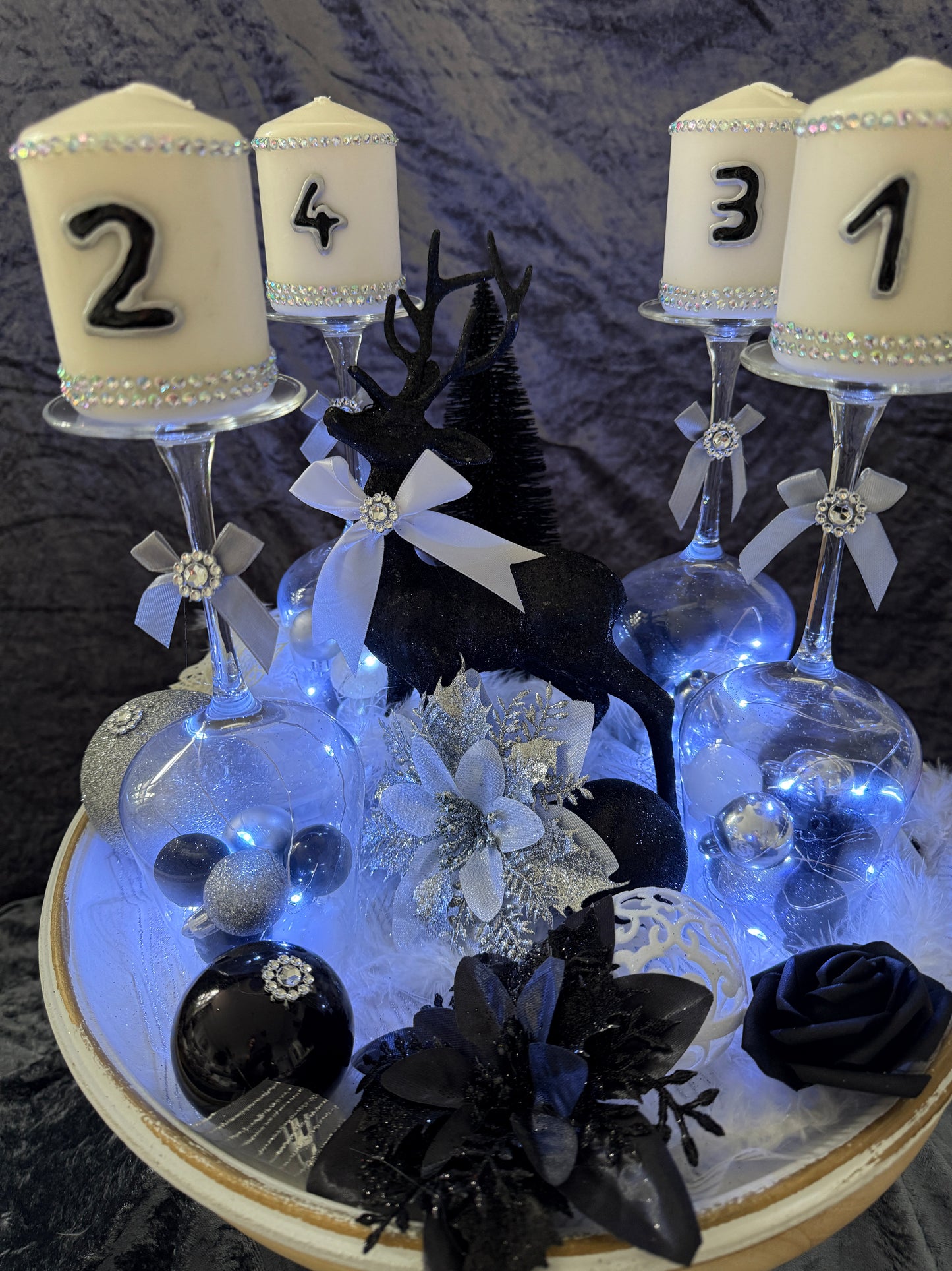 Adventskranz Gläser schwarz weiß