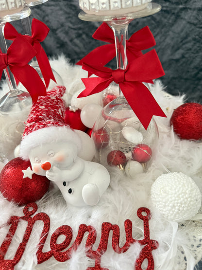 Adventskranz Gläser weiß rot