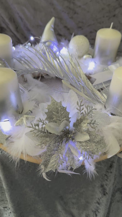 Adventskranz Federkranz weiß silber